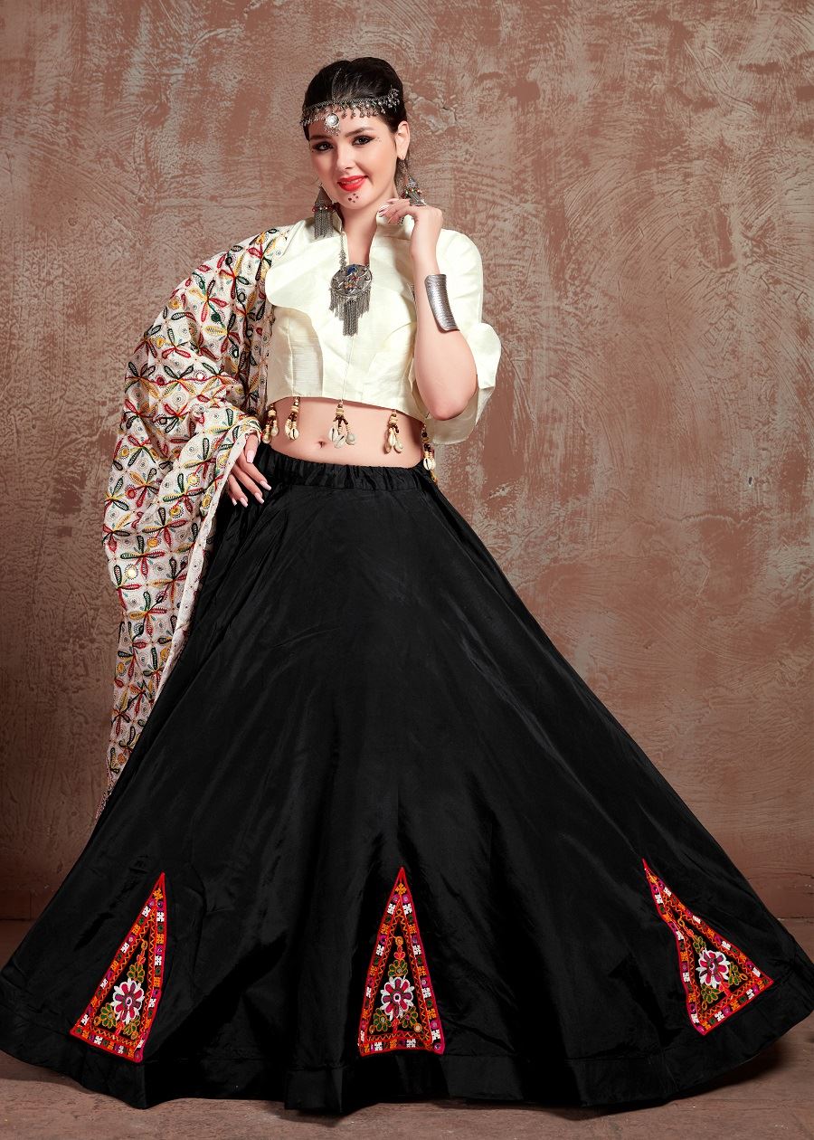 Black And White Navratri Chaniya Choli With Gamthi Work Butta And Tassels Lace