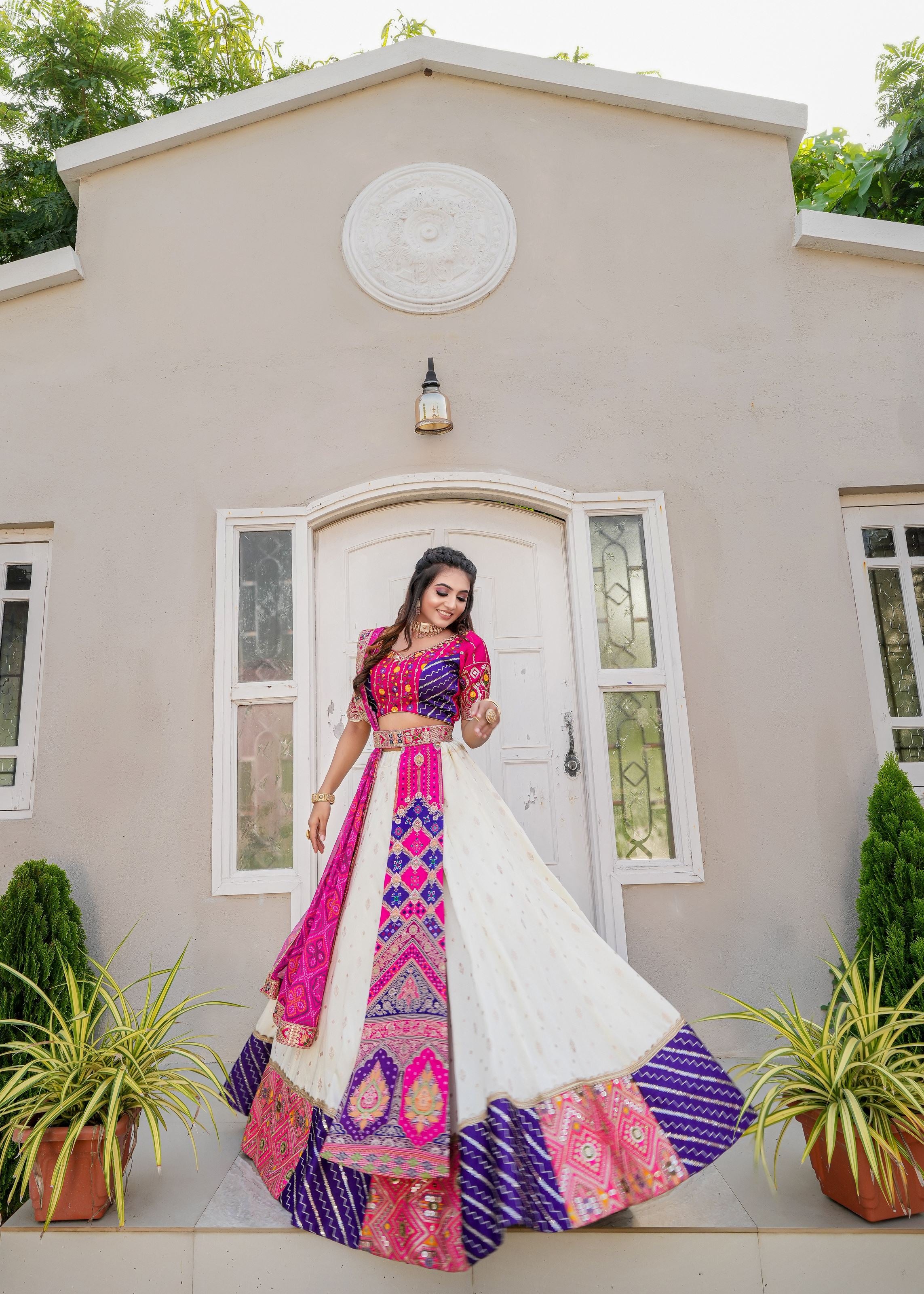 Off White Lehenga Choli With Heavy Embroidery Thread Sequins Work
