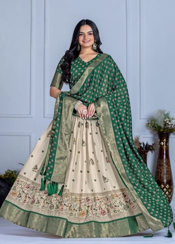 Green Lehenga Choli With Jacquard With Jari Lining With Print