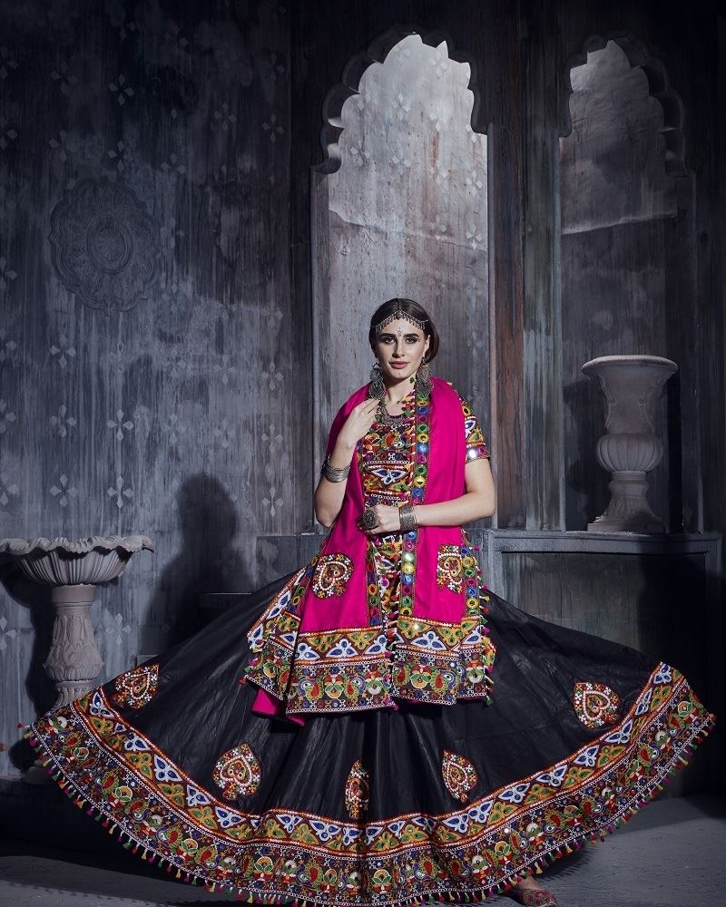 Black And Pink Navratri Chaniya Choli With Gamthi Lace Work With Mirror Work