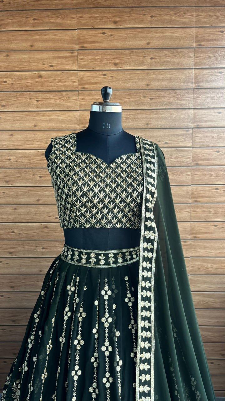 Green Lehenga Choli With Sequins With Jari Embroidery Work