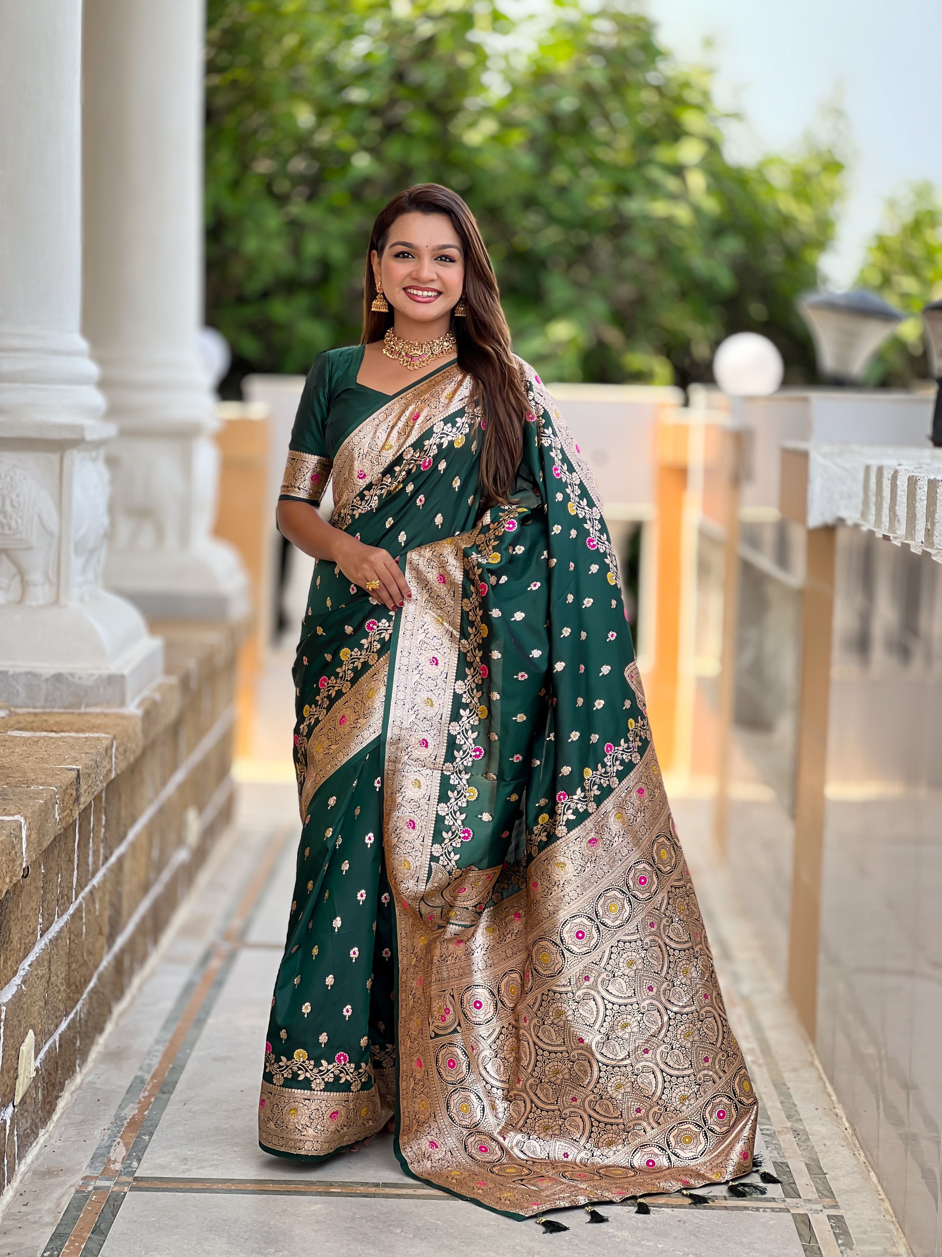 Banarasi Silk Woven Meenakari Designer Green Sophisticated Ethnic Ceremonial Saree