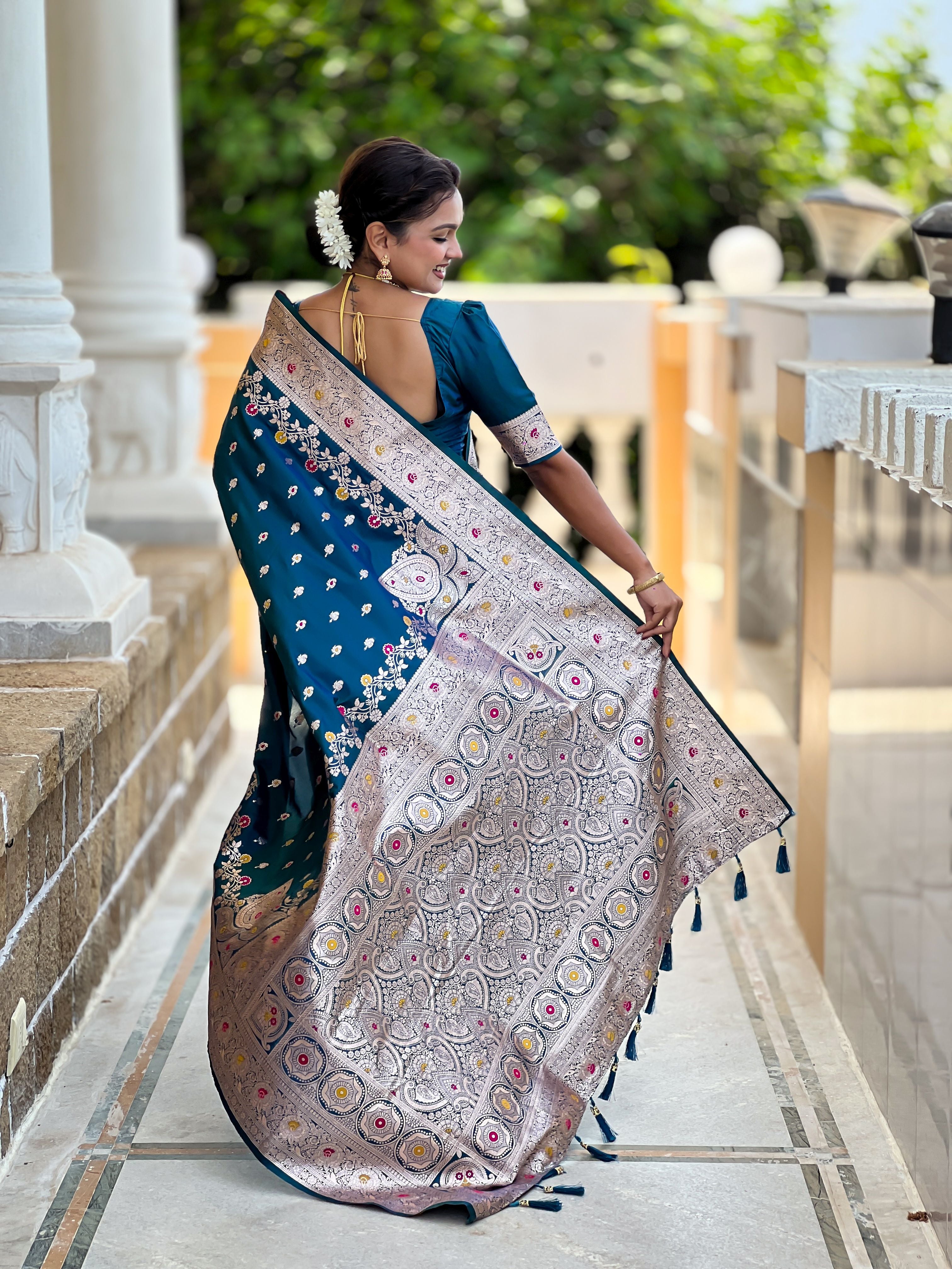 Banarasi Silk Woven Meenakari Designer Morpich Sophisticated Ethnic Ceremonial Saree
