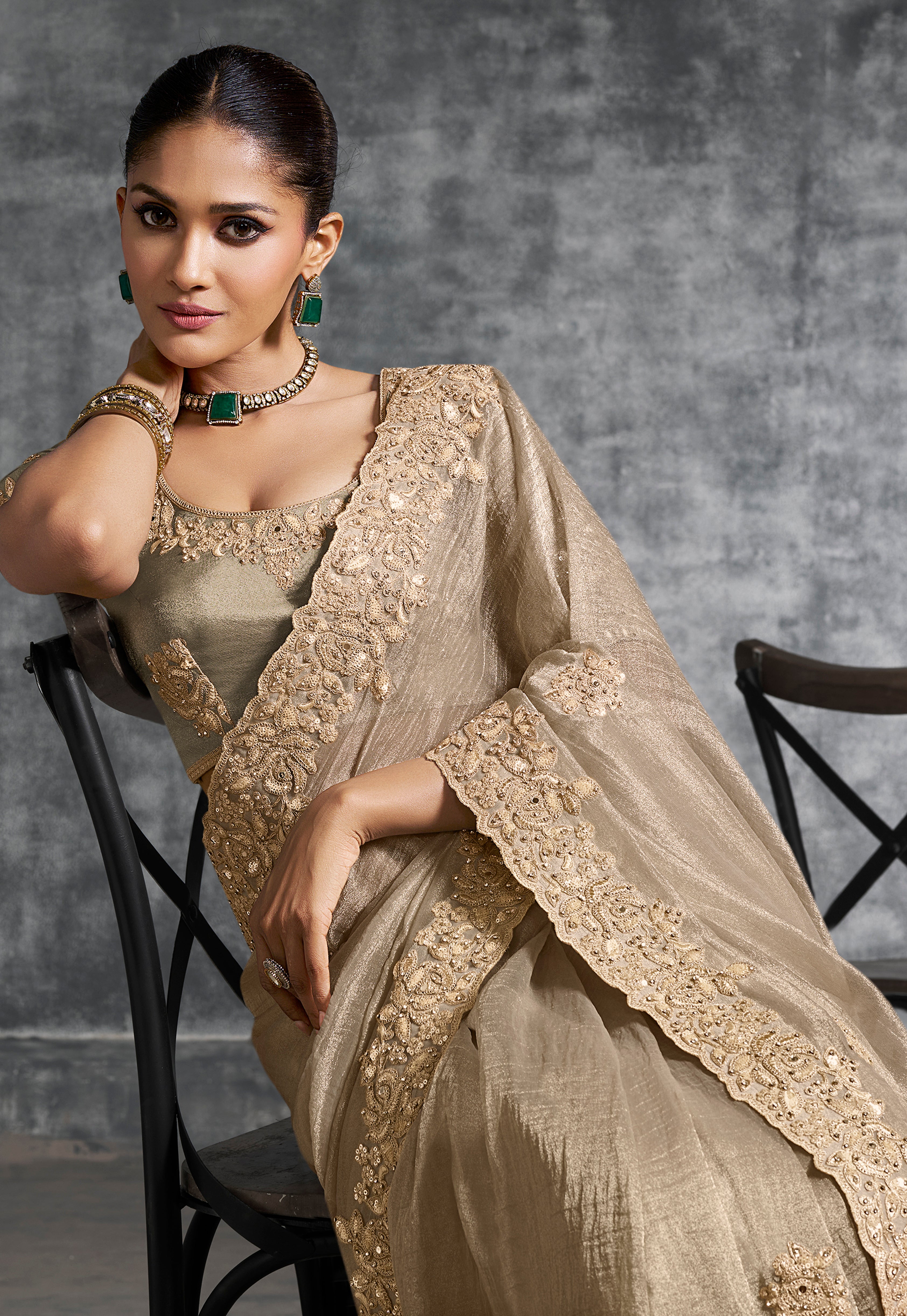 Beige Saree With Thread Embroidery Work ,Hand-Finished Stone & Mirror work With Embroidery Blouse