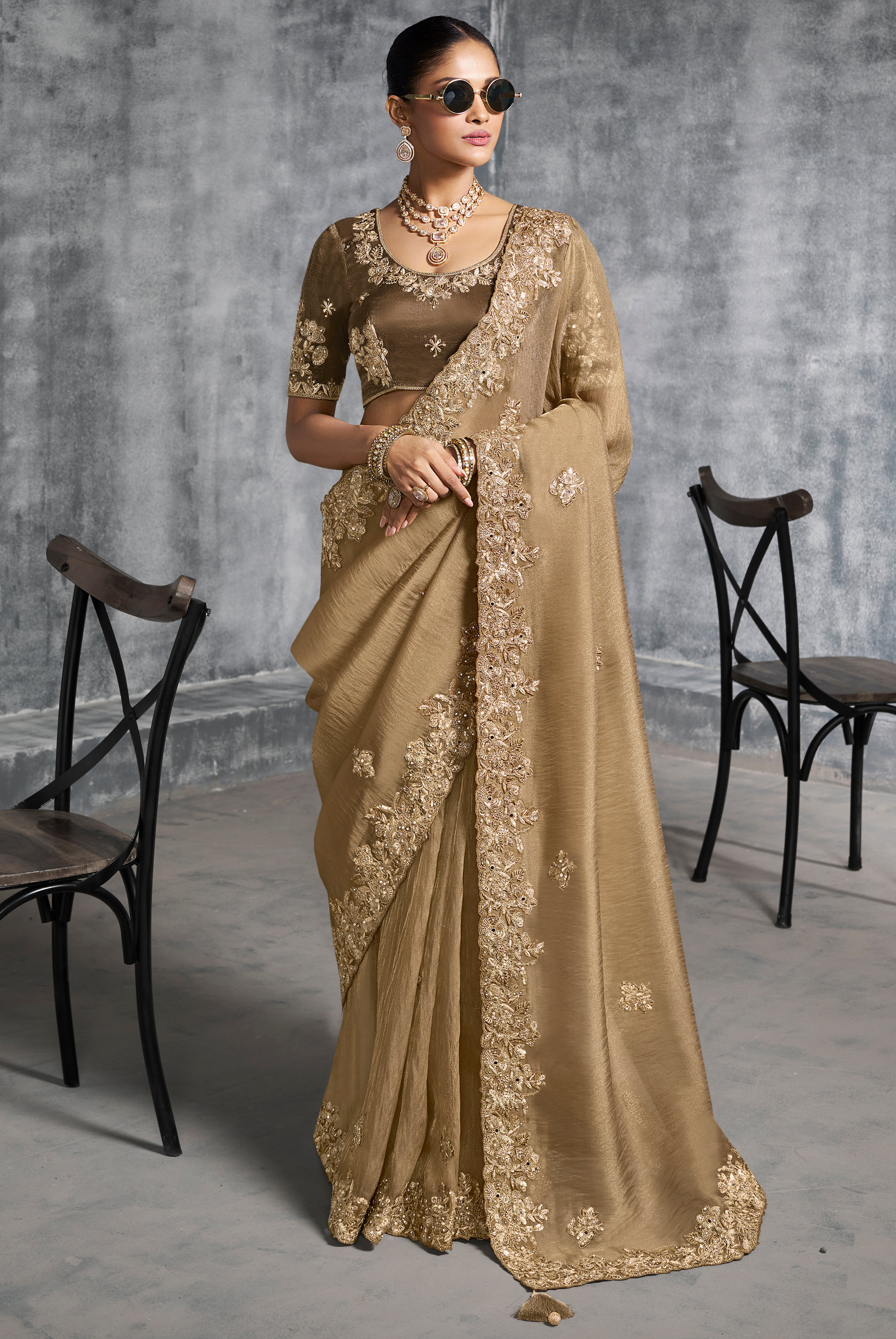 Beige Saree With Thread Embroidery Work ,Hand-Finished Stone & Mirror work With Embroidery Blouse
