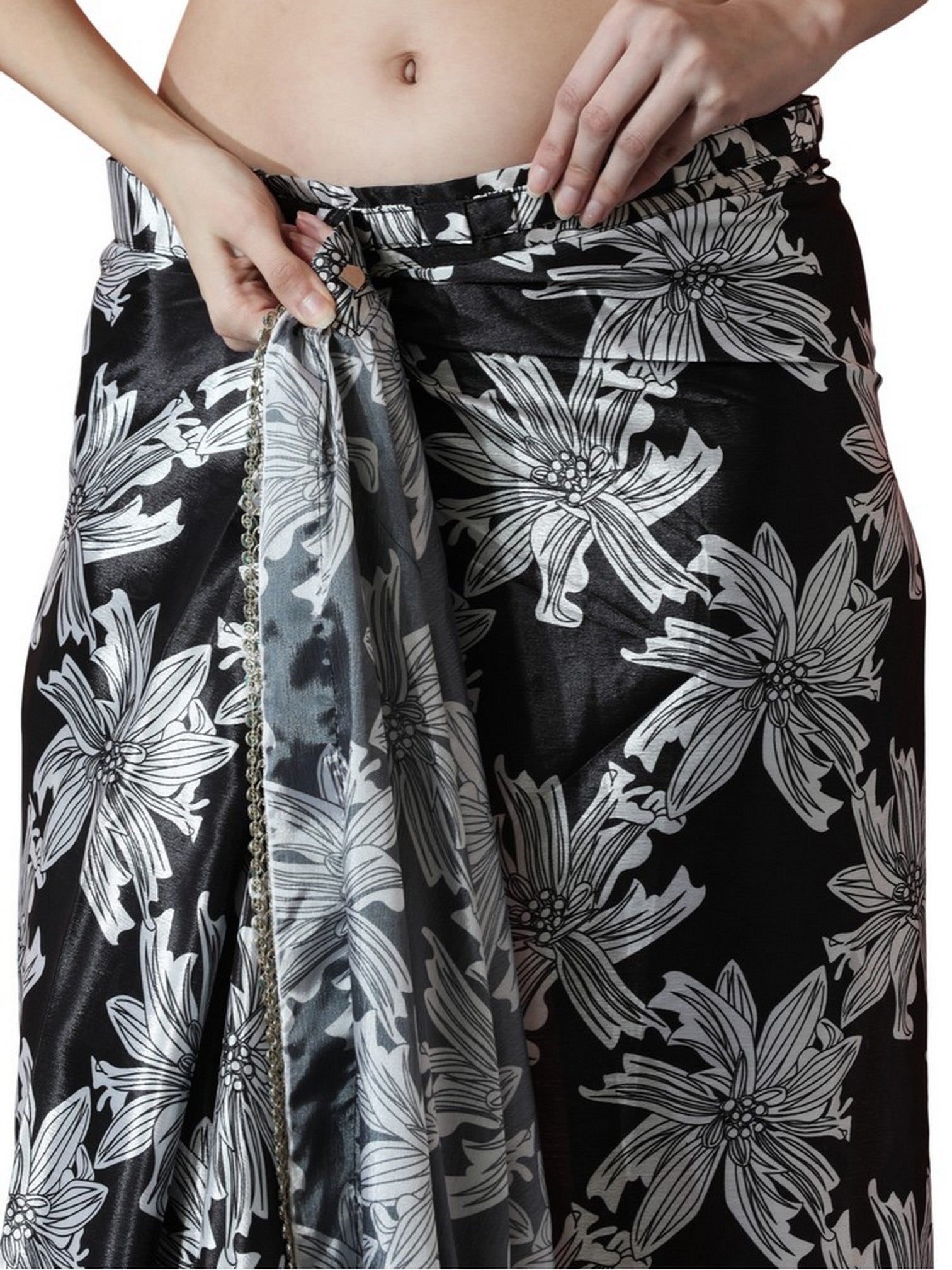 Black Chinnon Digital Print & Lace Border Trendy Ready To Wear Saree