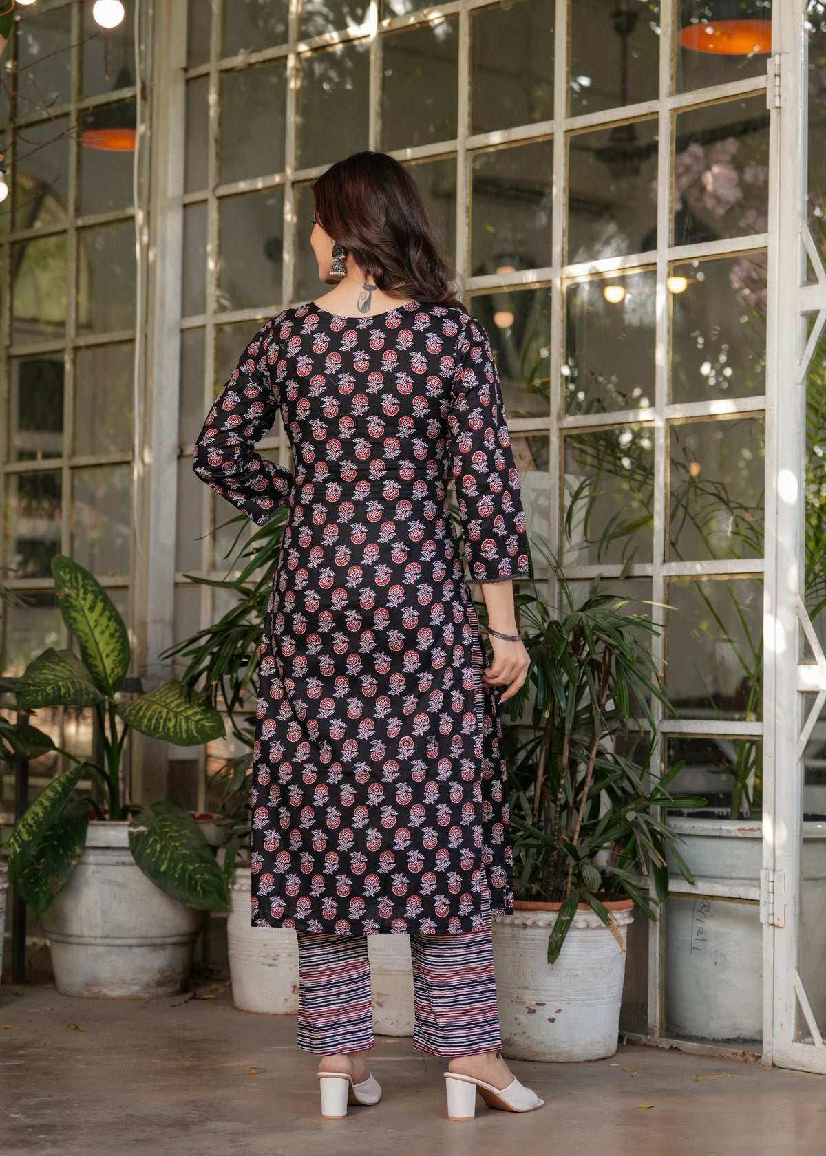 Black Cotton Elegant Kurta Pant Set With Print