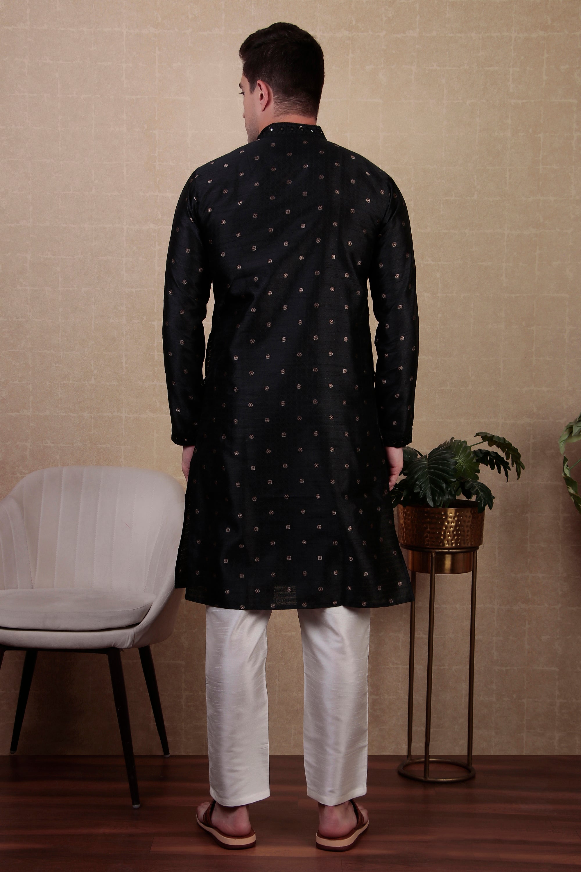 Black Jacquard Silk Kurta Payjama – Bold Ethnic Appeal