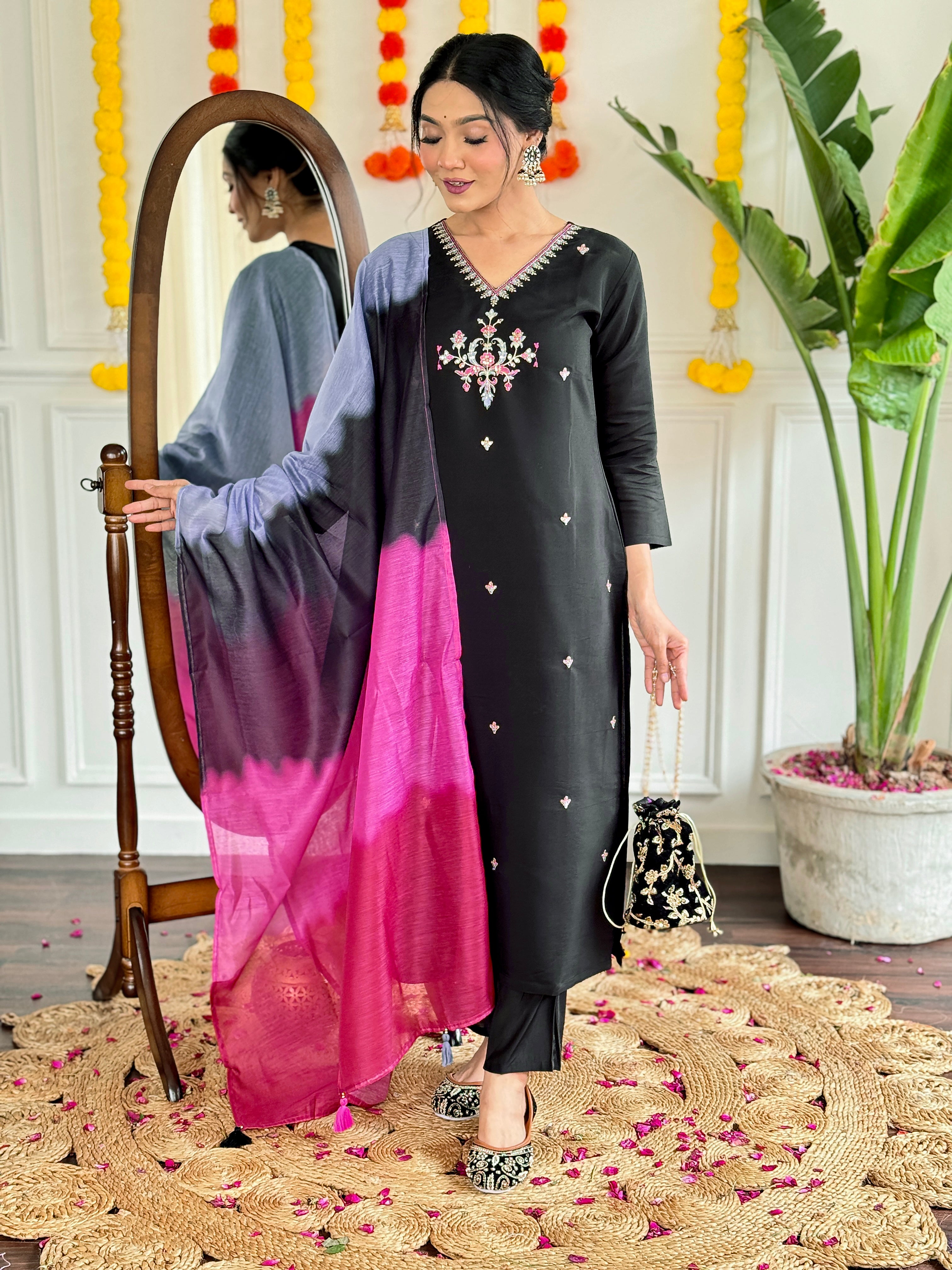 Black Kurta Pant Set with Heavy Thread Embroidery Work