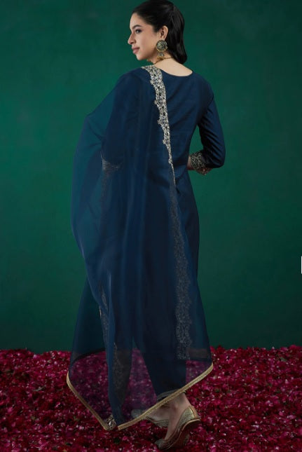 Blue Chanderi Kurta Pant Set With Heavy Thread Embroidered Work