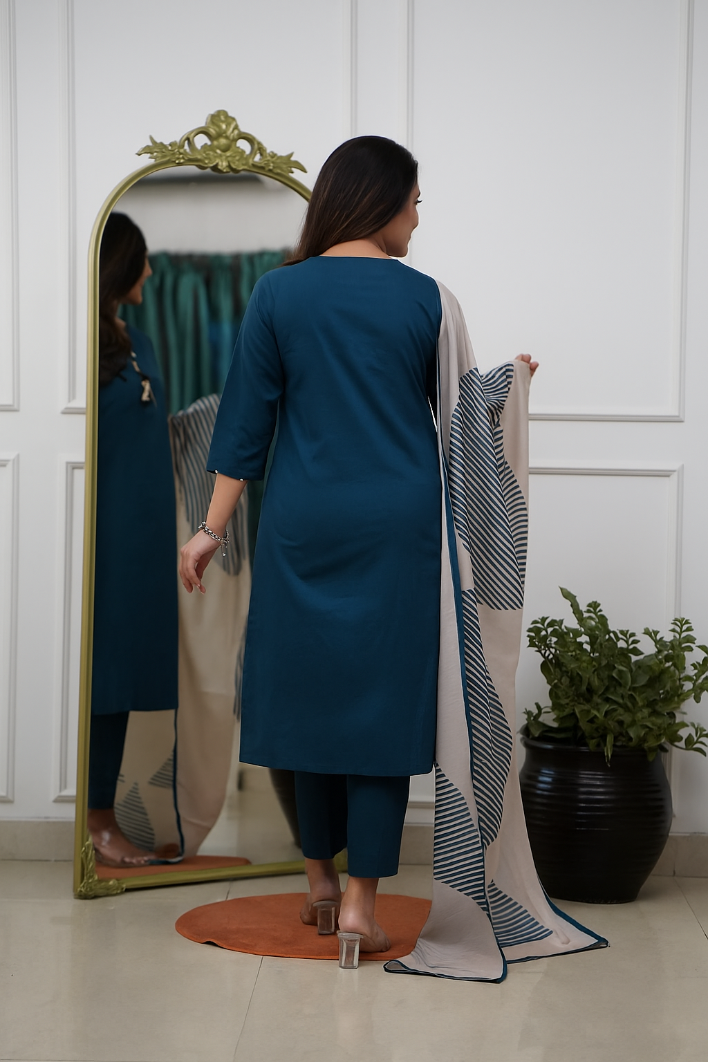 Blue Pure Silk Kurta Pant Set With Heavy Thread Embroidery Work With Printed Dupatta