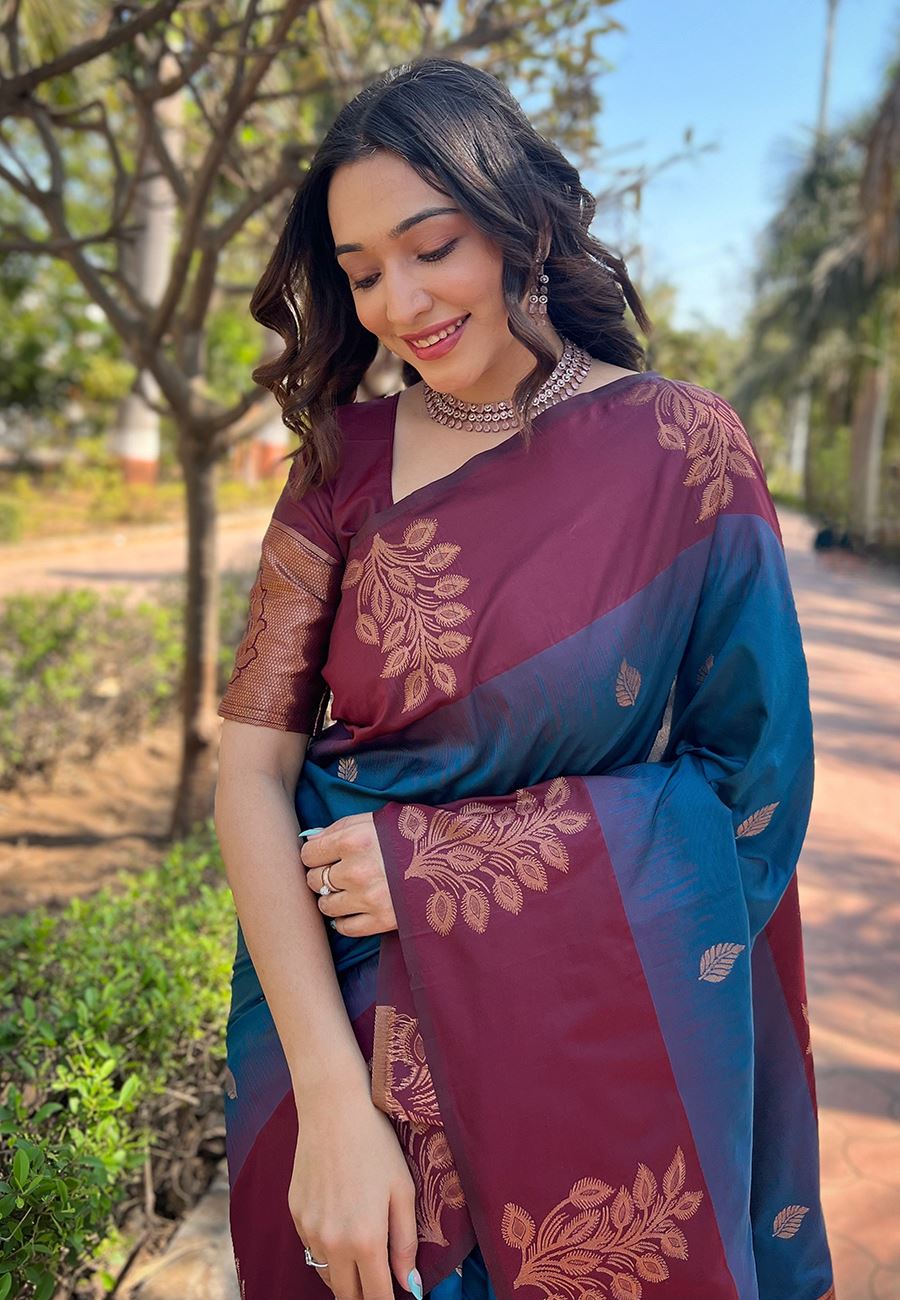 Blue Silk Blend Saree With Floral Border Zari Woven Work