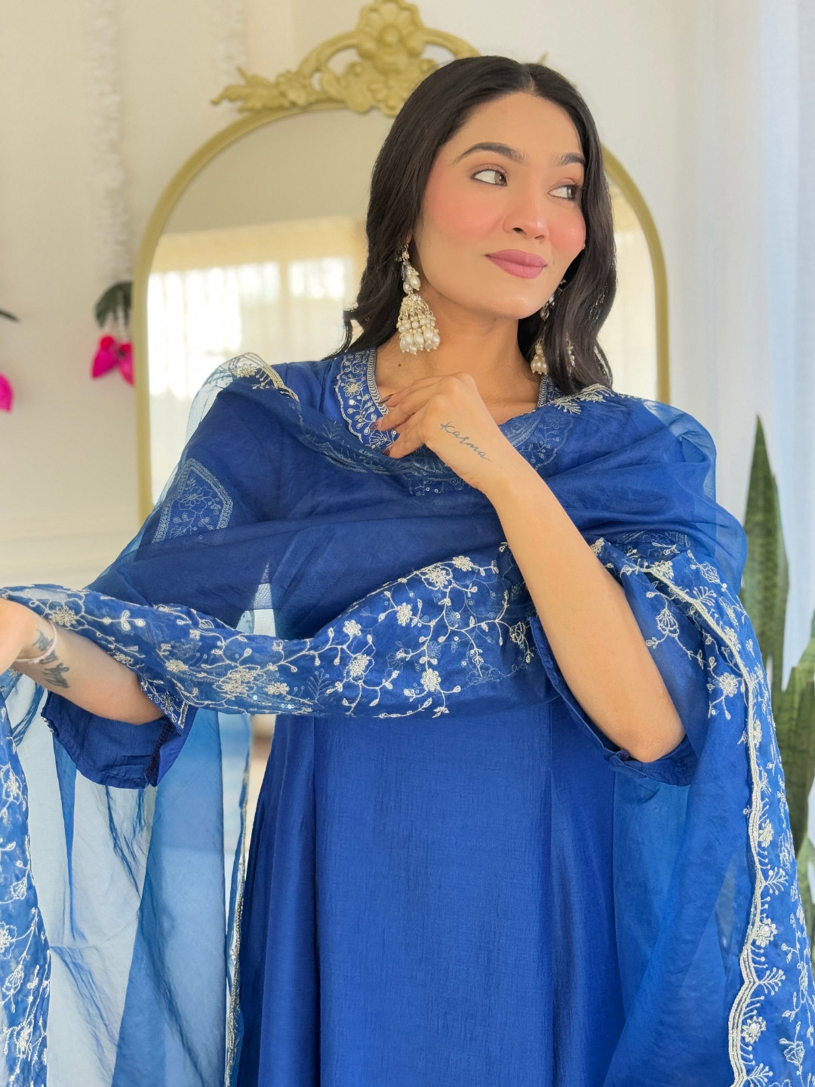 Blue Viscose Silk Elegant Kurta Pant Set With Embroidery Work