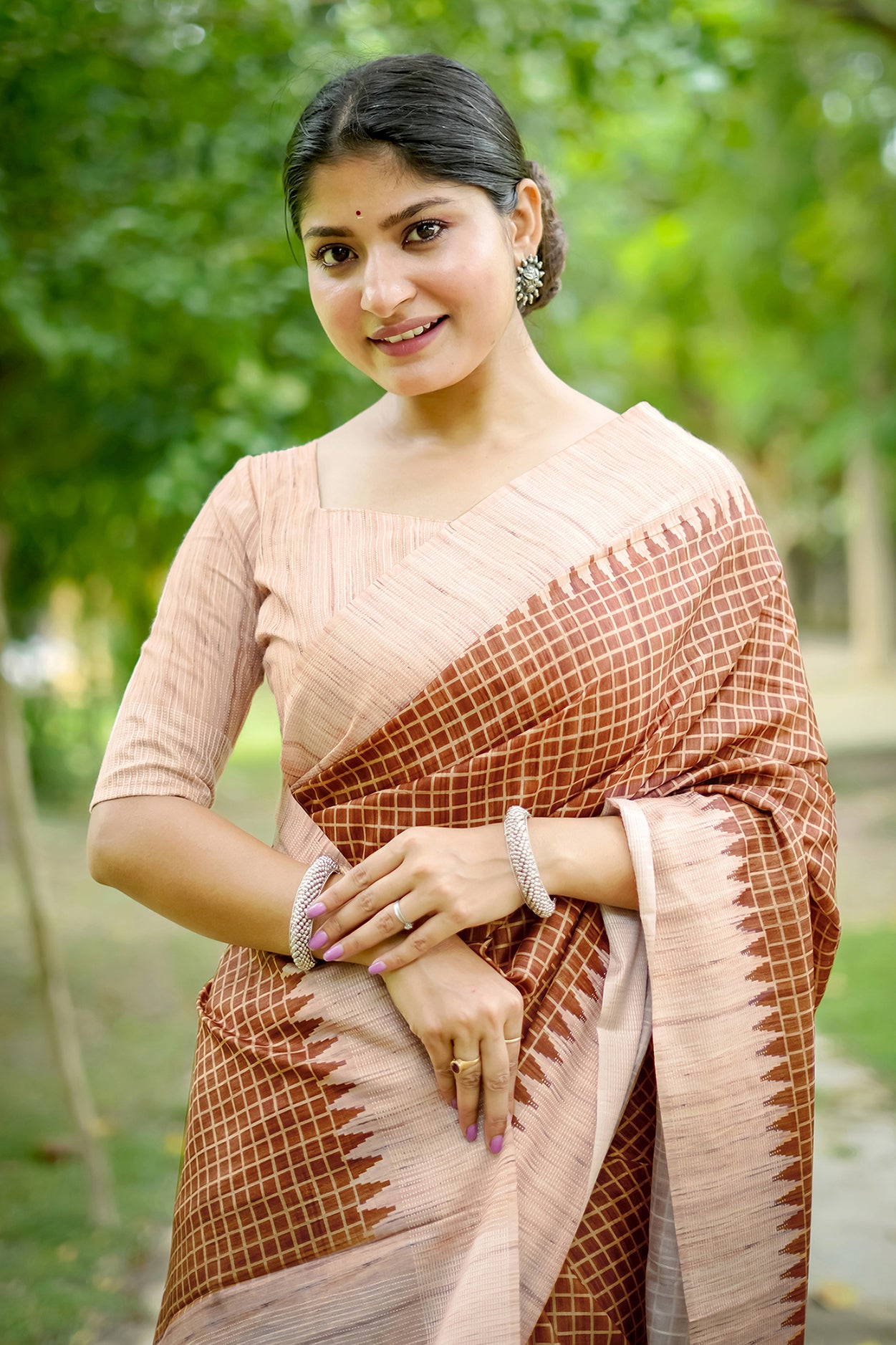 Coffee Tussar Silk Saree with Checks and Contrast Pallu