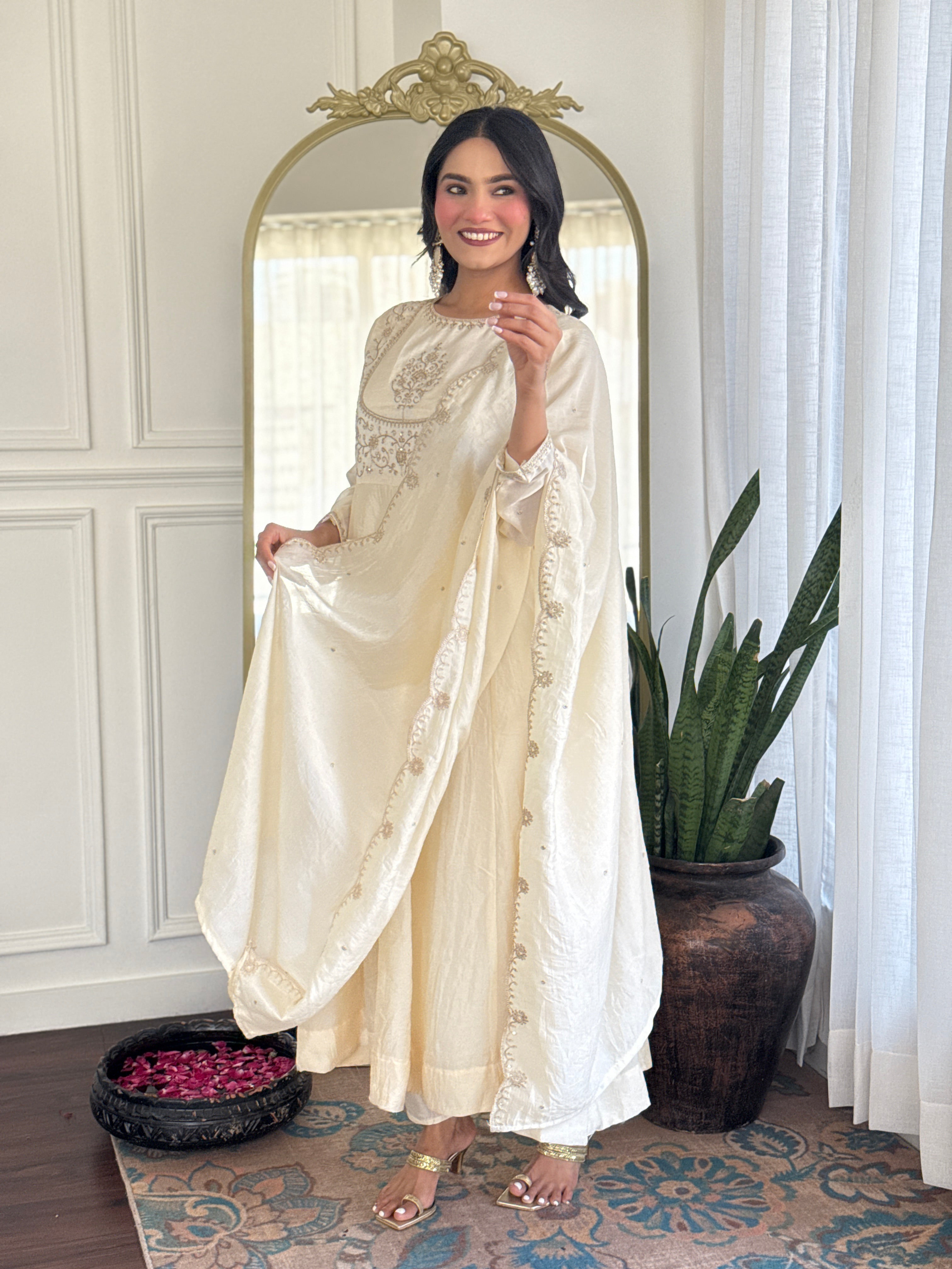 Cream Kurta Pant Set With Heavy Thread Embroidery Sequins Work