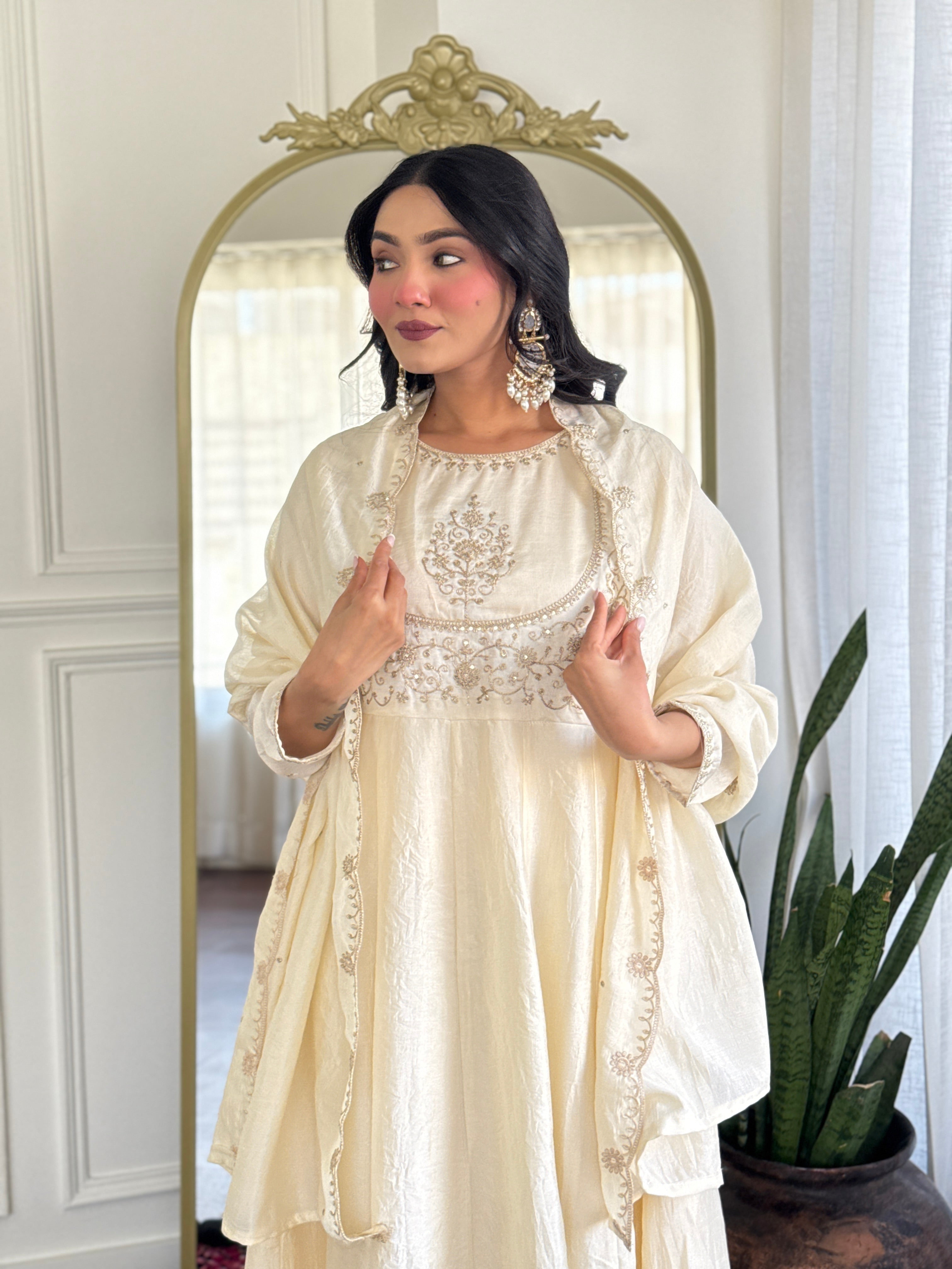 Cream Kurta Pant Set With Heavy Thread Embroidery Sequins Work