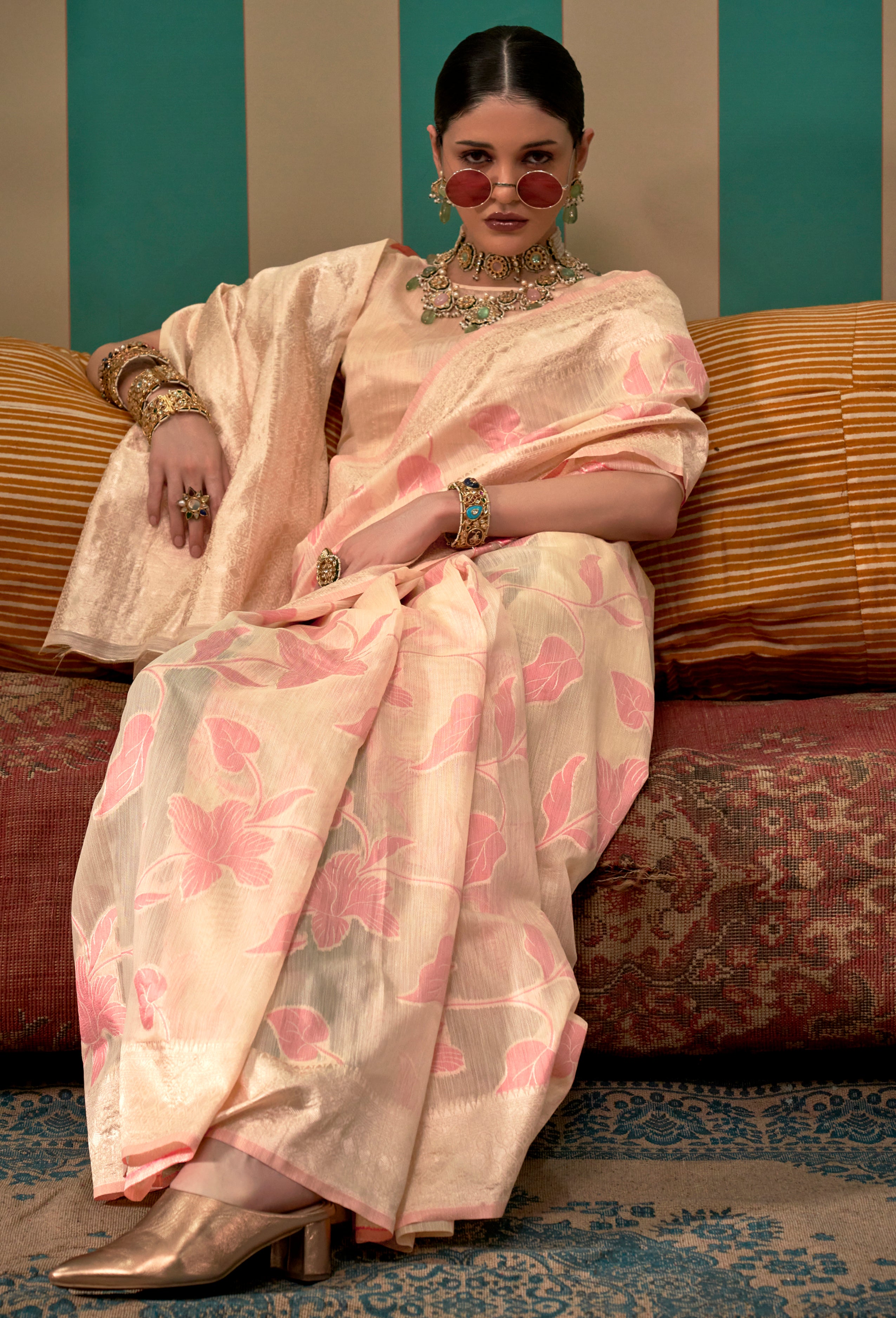 Cream Linen Saree With Jacquard Woven Work