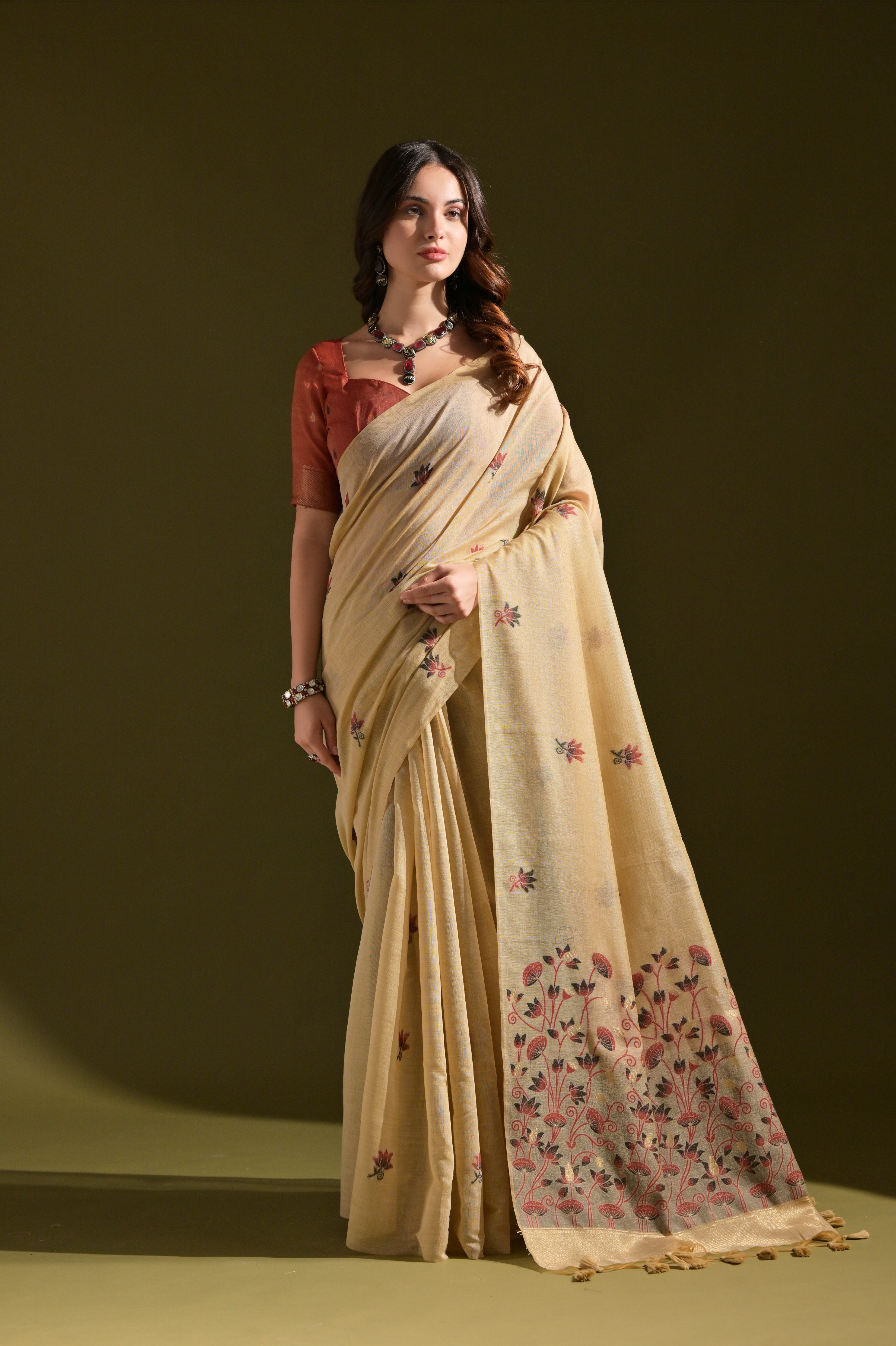 Cream Muga Cotton Saree with Lotus Thread Design