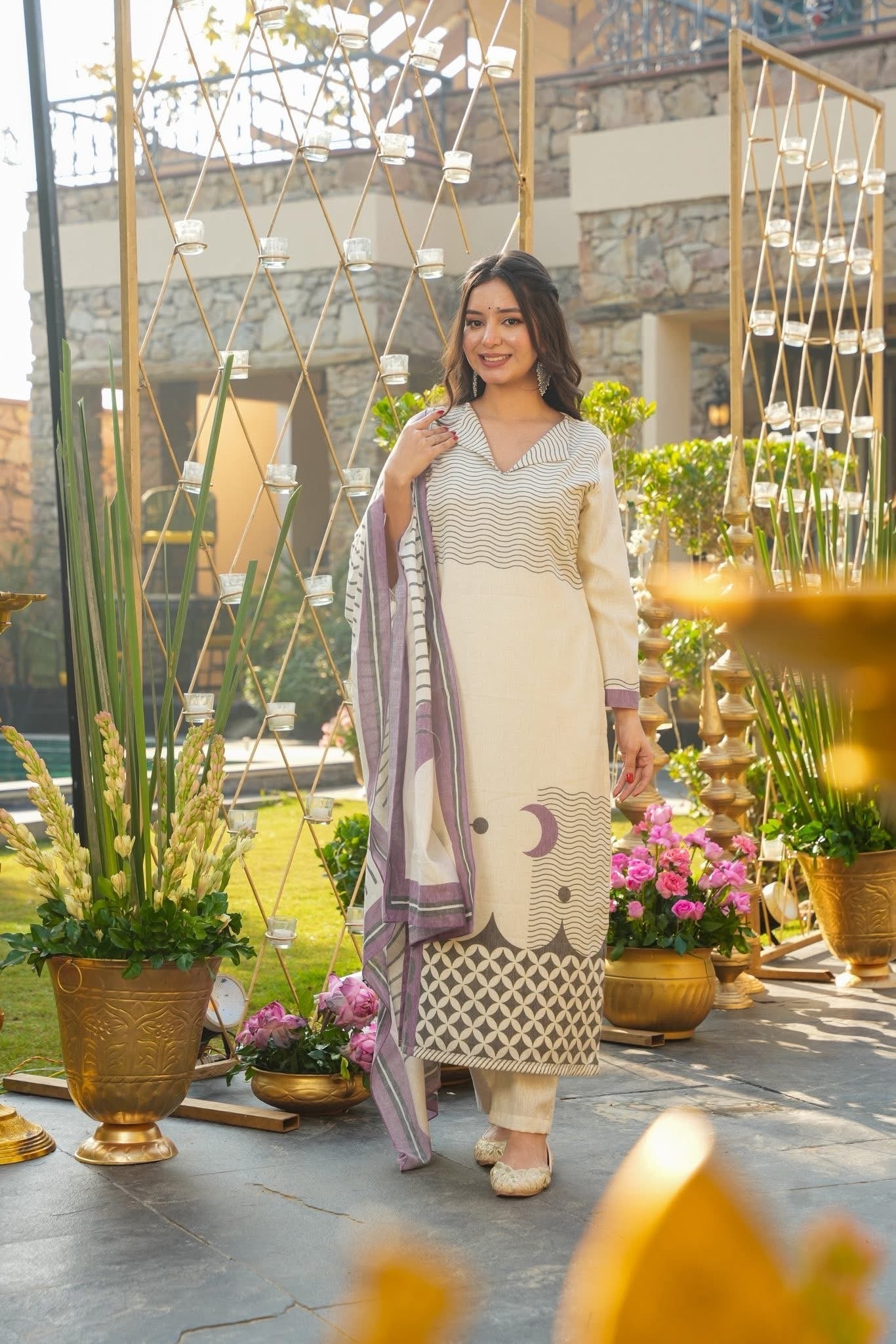 Cream Muslin Kurta Pant Set Printed