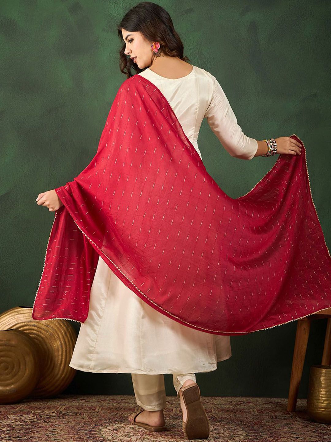 Cream Vichitra Silk Kurta Pant Set With Heavy Thread Embroidery Work