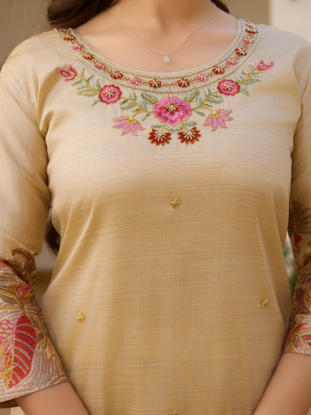 Cream Viscose Assam Silk Elegant Kurta Pant Set With Print