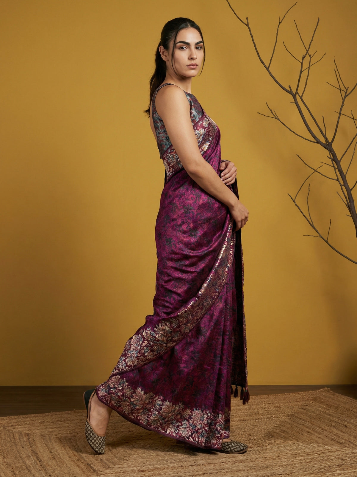 Designer Magenta Soft Silk Saree with Elegant Woven Prints