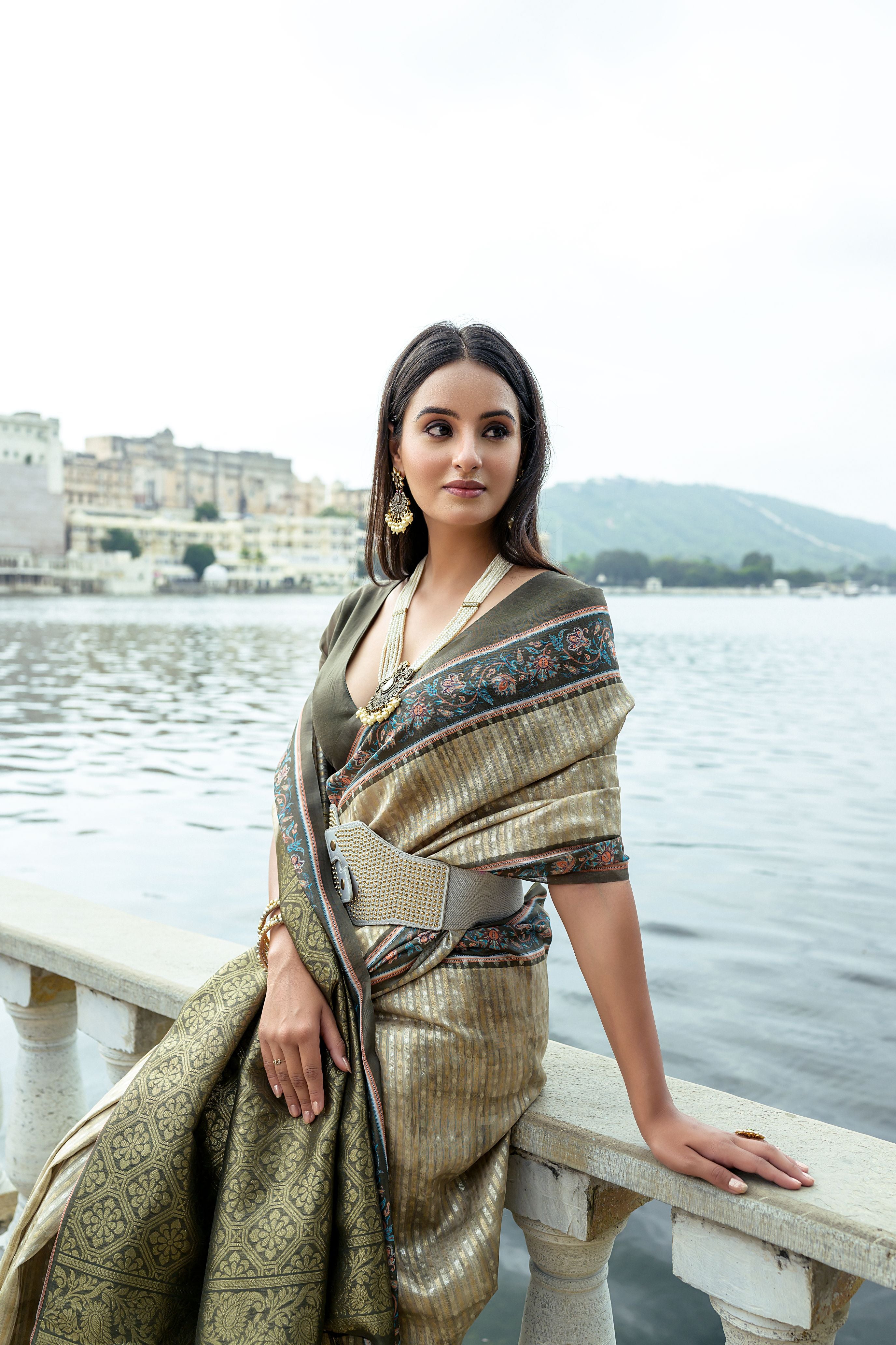 Ehtnic Woven Designer Soft Silk Saree In Pista With Elegant Print Work