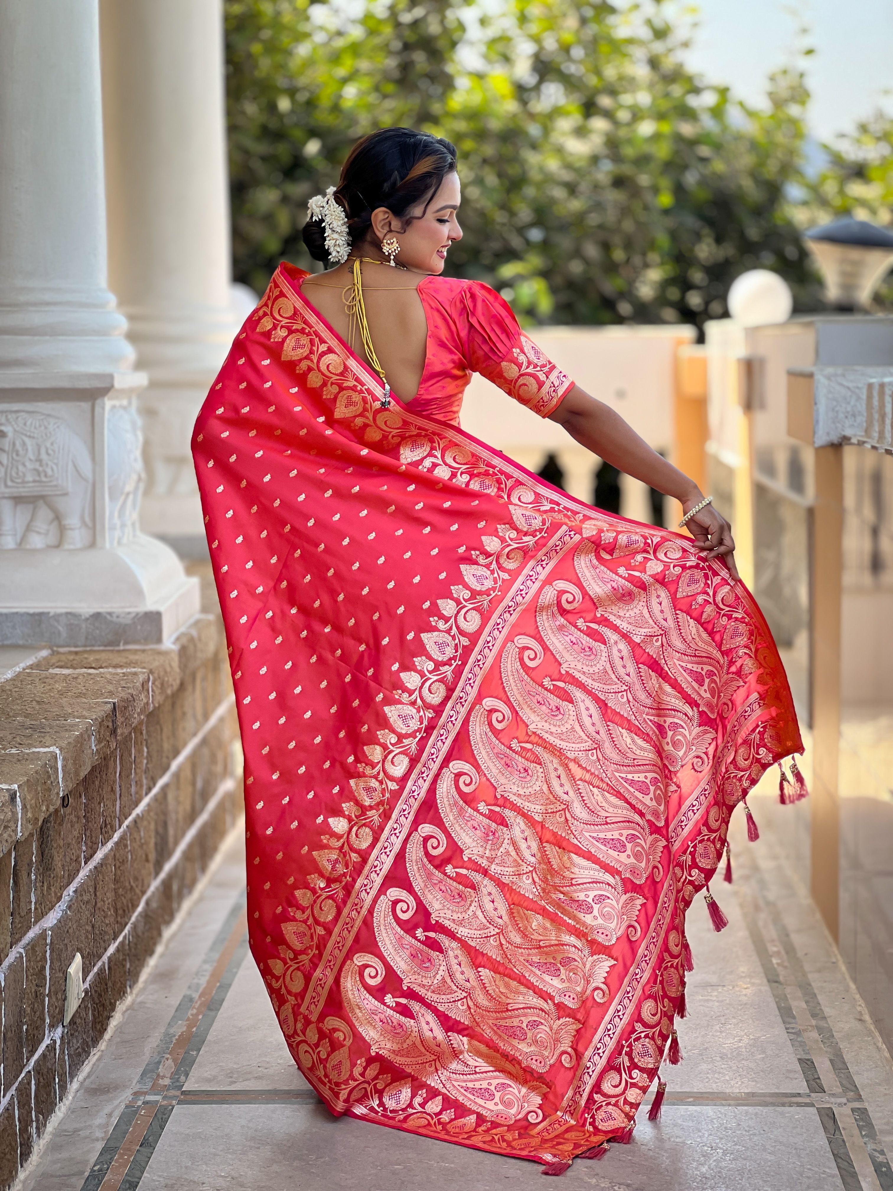 Gajri Banarasi Silk Saree With Woven Jacquard Designer Partywear Saree