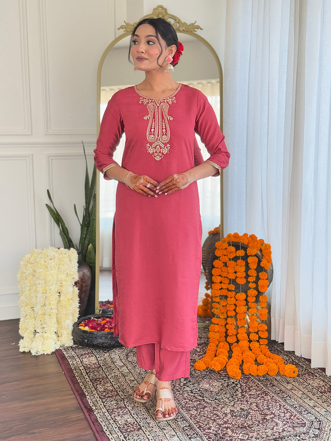 Gajri Chanderi Elegant Kurta Pant Set With Embroidery Work