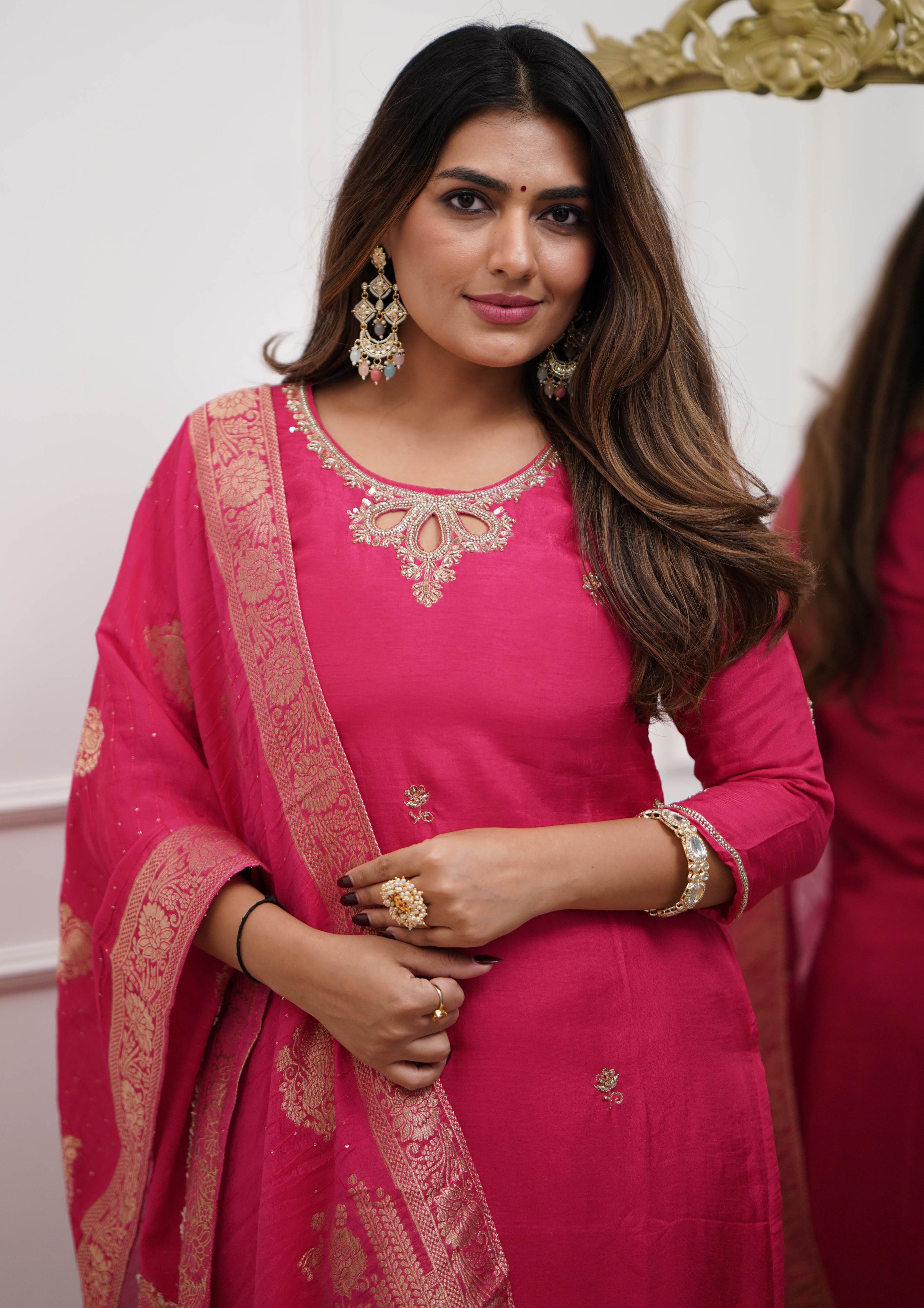 Gajri Kurta Pant Set with Heavy Thread Embroidery Work With Jacquard Woven Dupatta