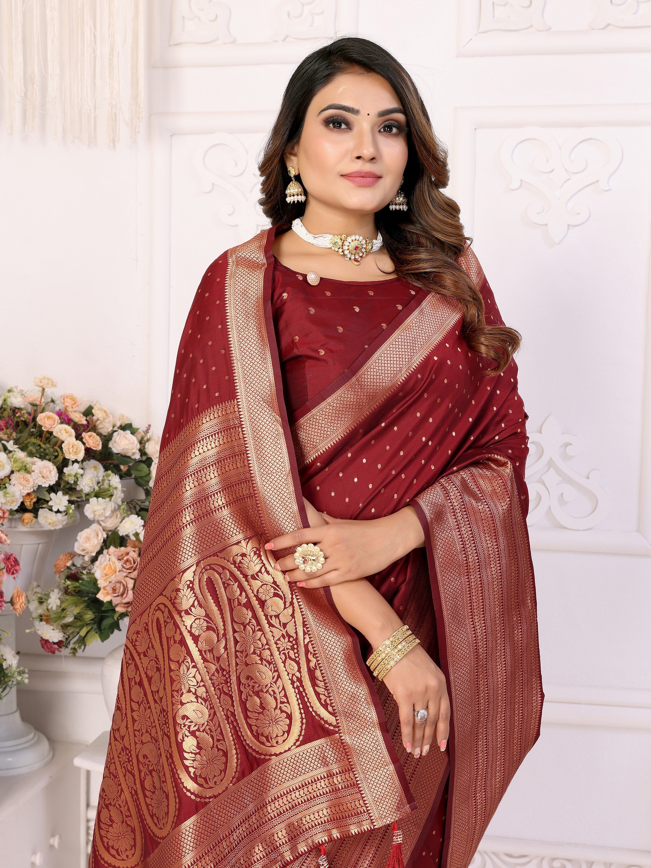 Girlie Woven Jari Designer Soft Silk Saree In Maroon