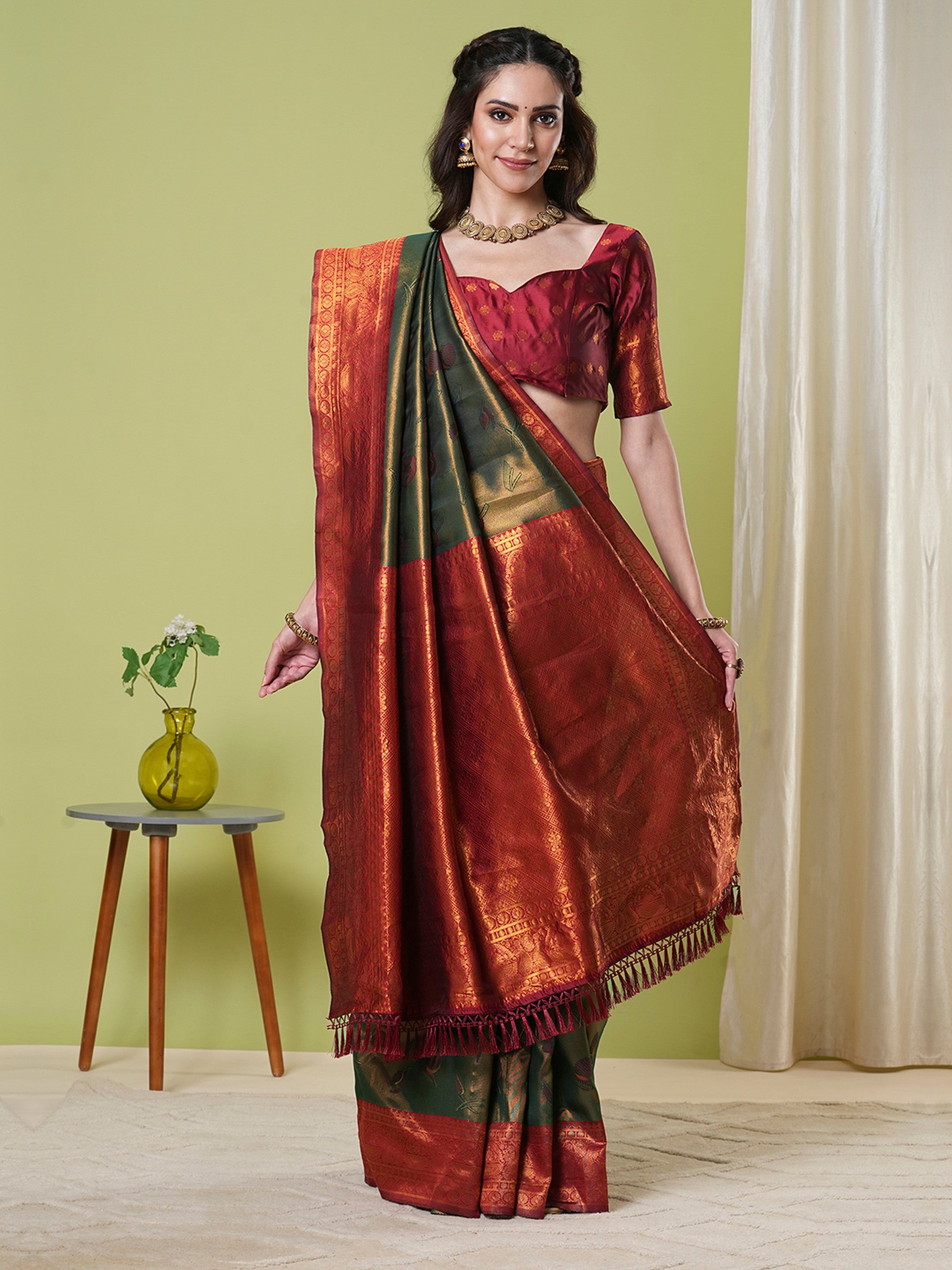 Green Banarasi Silk Saree With Beautiful Jacquard Designer Work