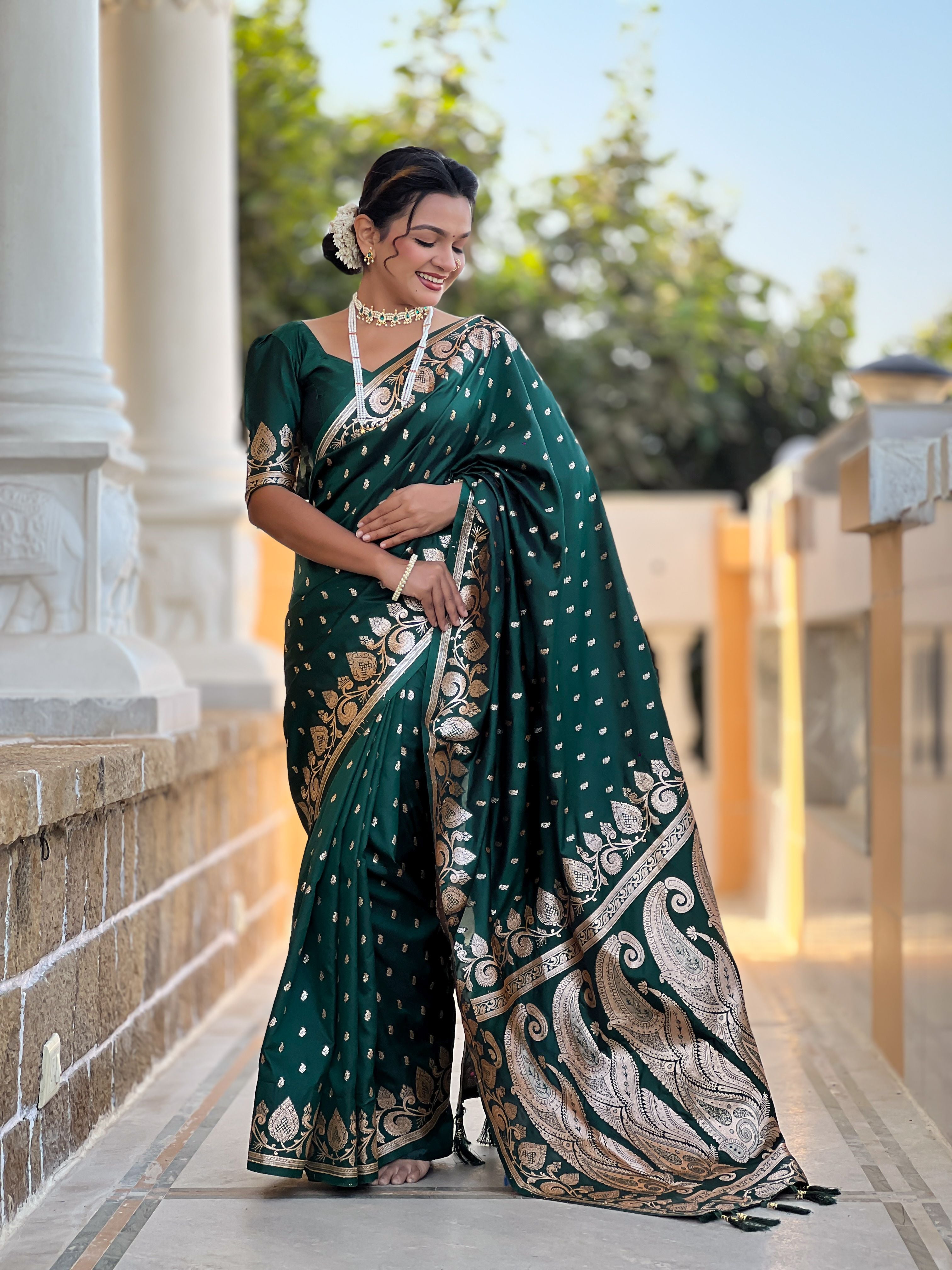 Green Banarasi Silk Saree With Woven Jacquard Designer Partywear Saree