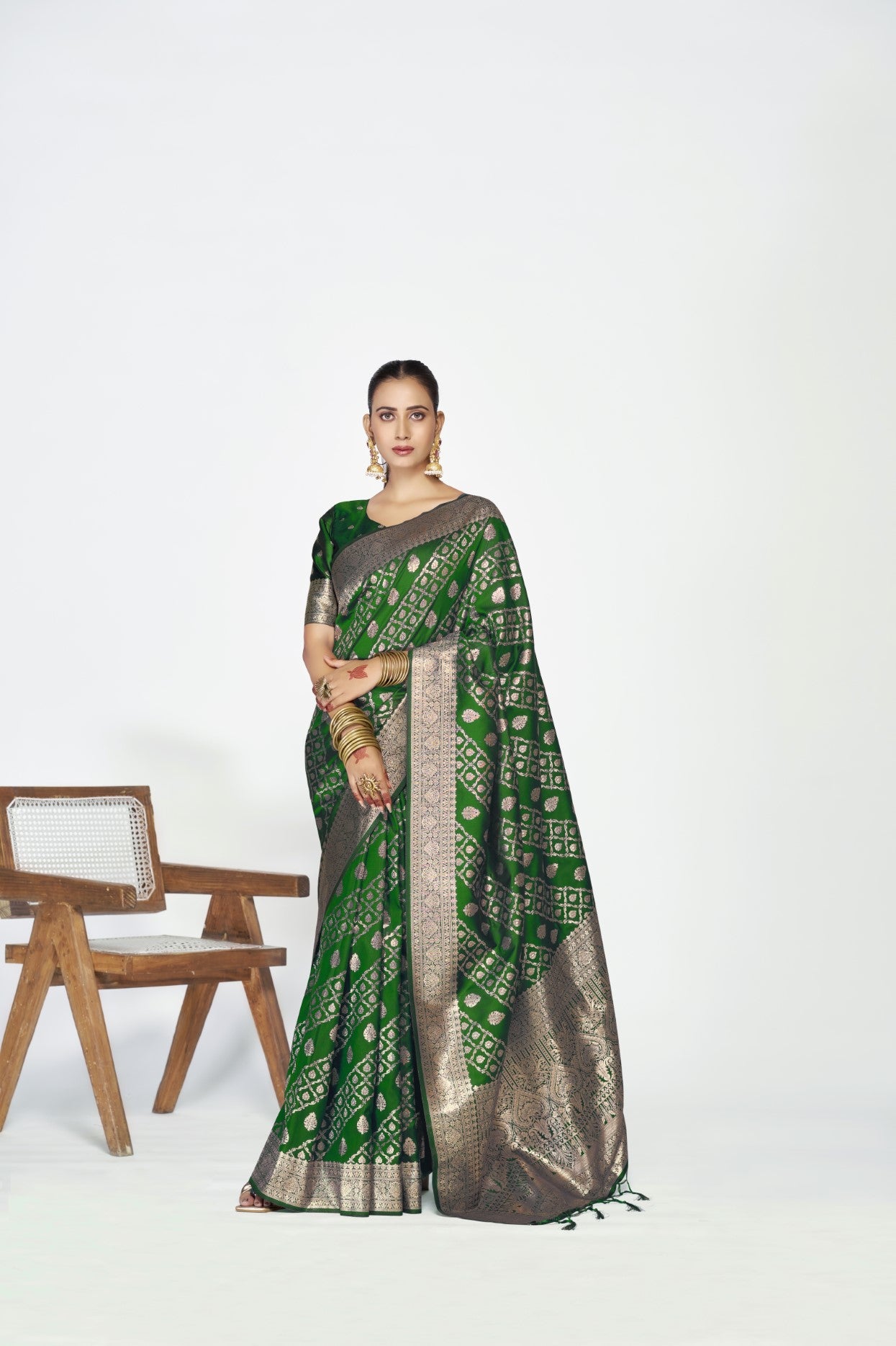 Green Banarasi Silk Saree with Traditional Weaving