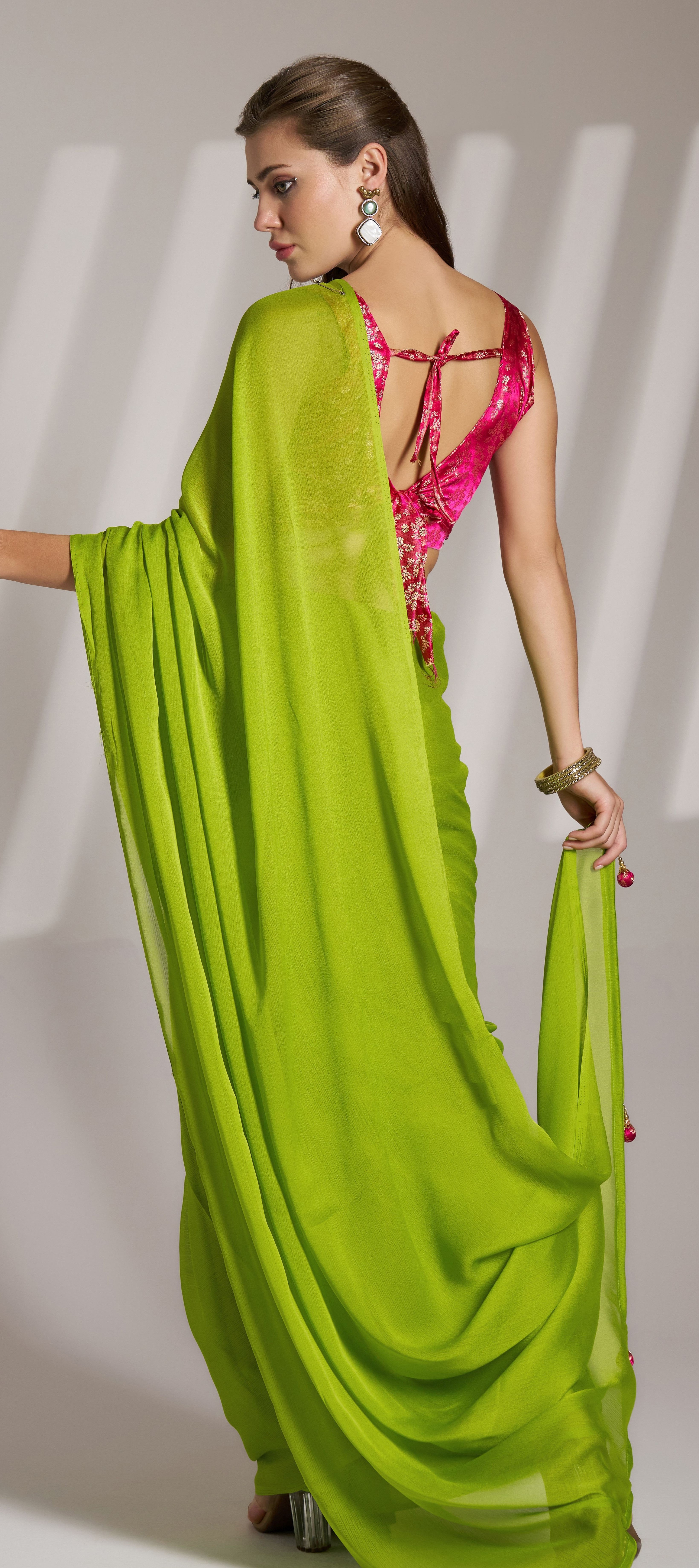 Green Beautiful Bollywood Style Partywear Chiffon Saree