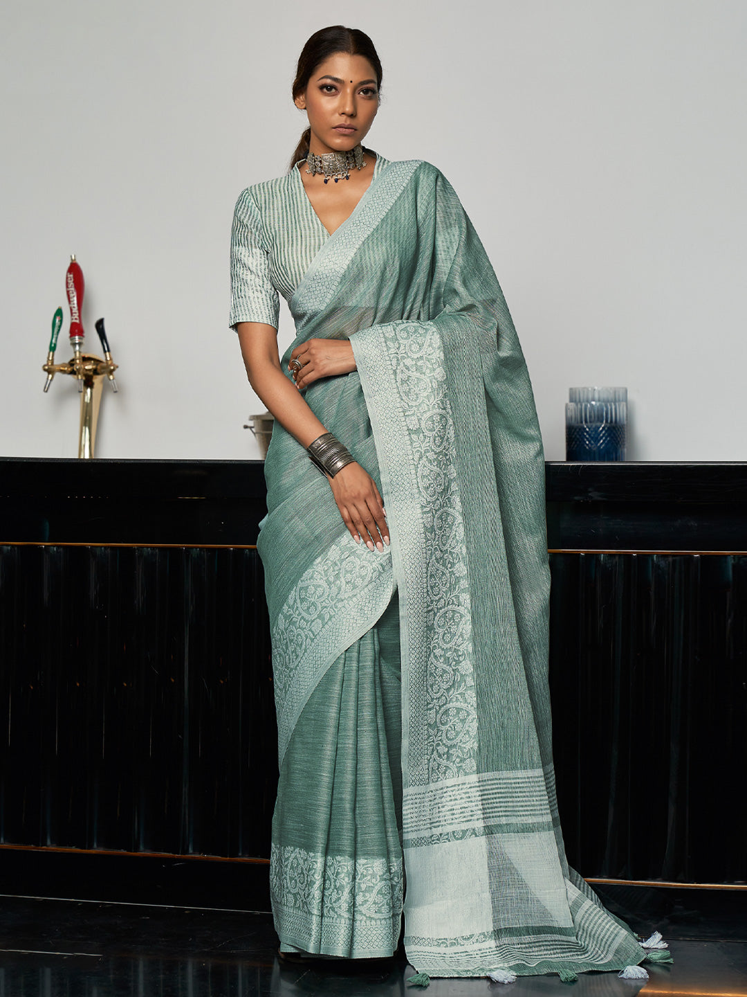 Green Beautiful Woven Designer Linen Graceful Saree