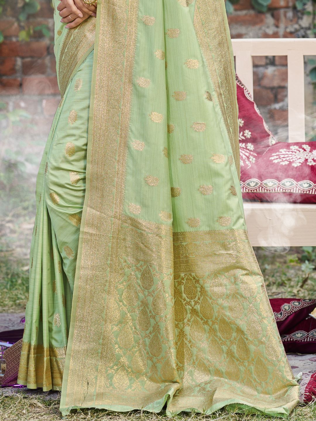 Green Colour Woven Silk Saree
