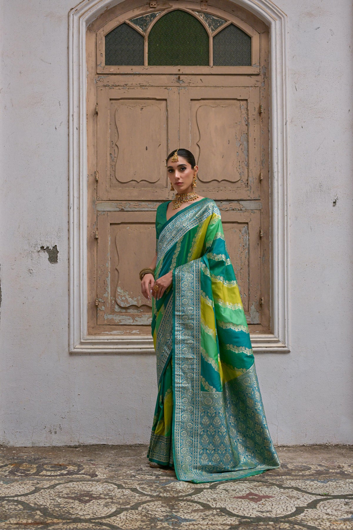Green Handloom Woven Kadwa Style Designer Banarasi Silk Saree