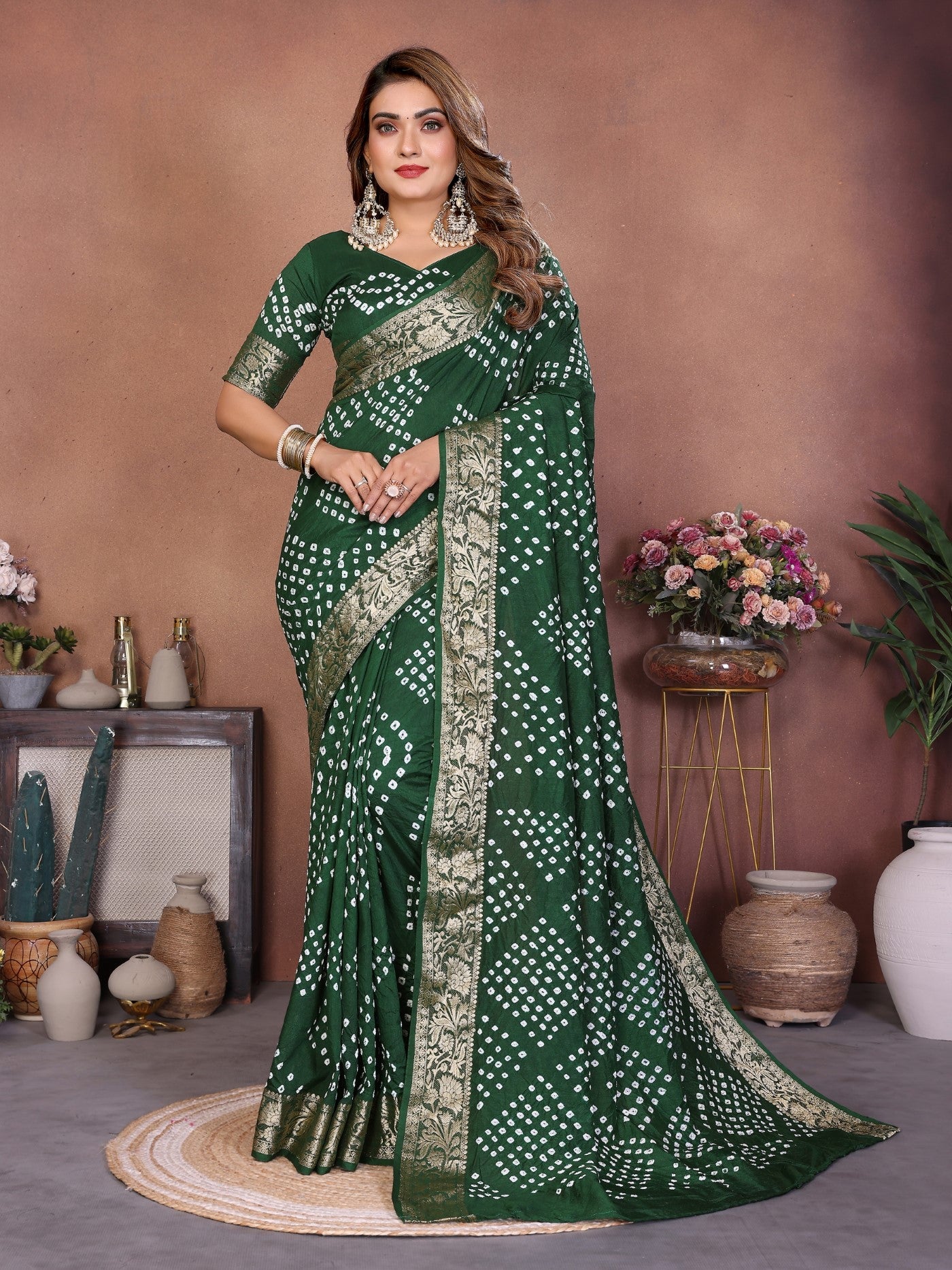 Green Pure Dola Silk Saree With Handmade Original Bandhej