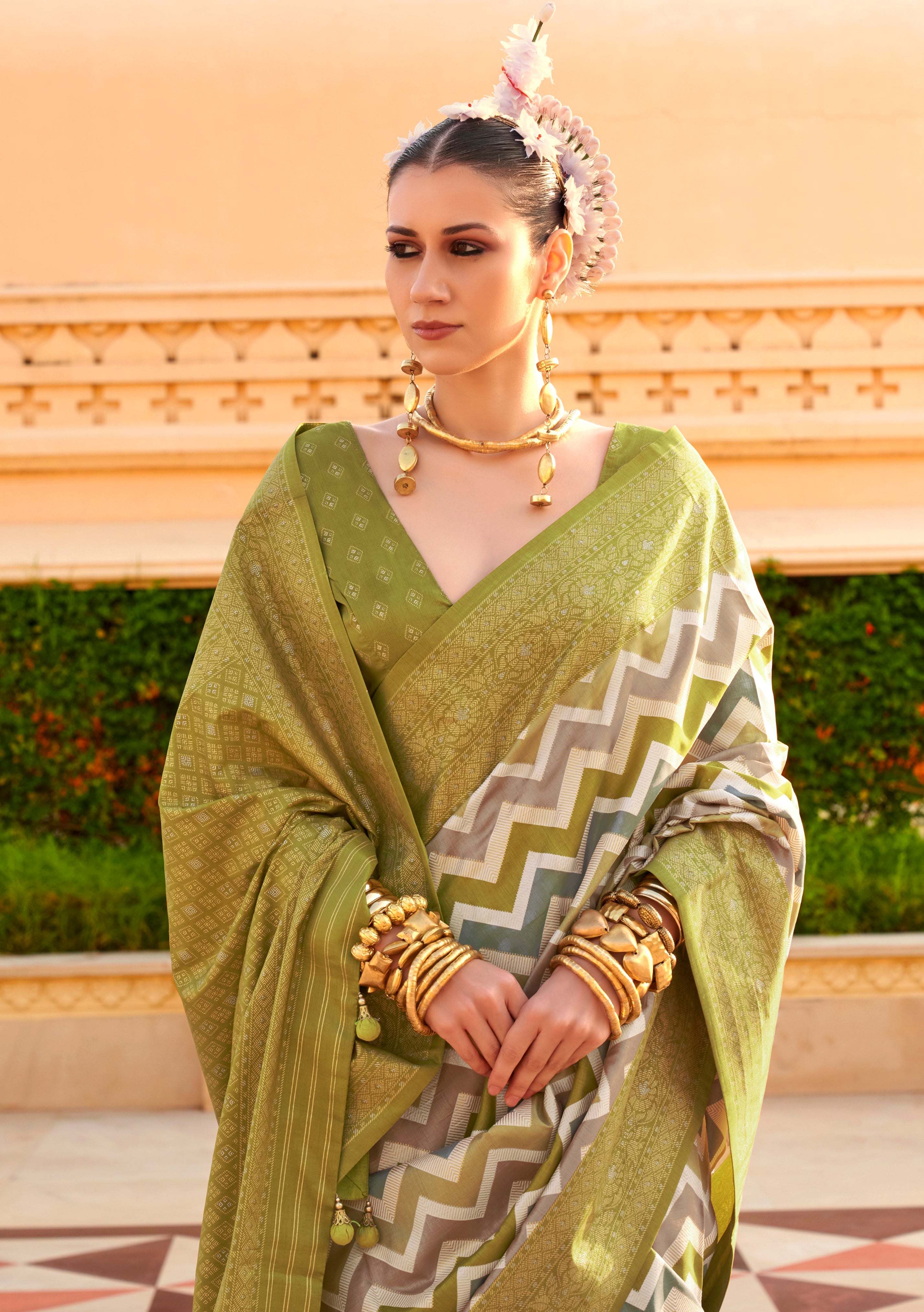 Green Silk Saree With Printed With Jacquard Woven Work