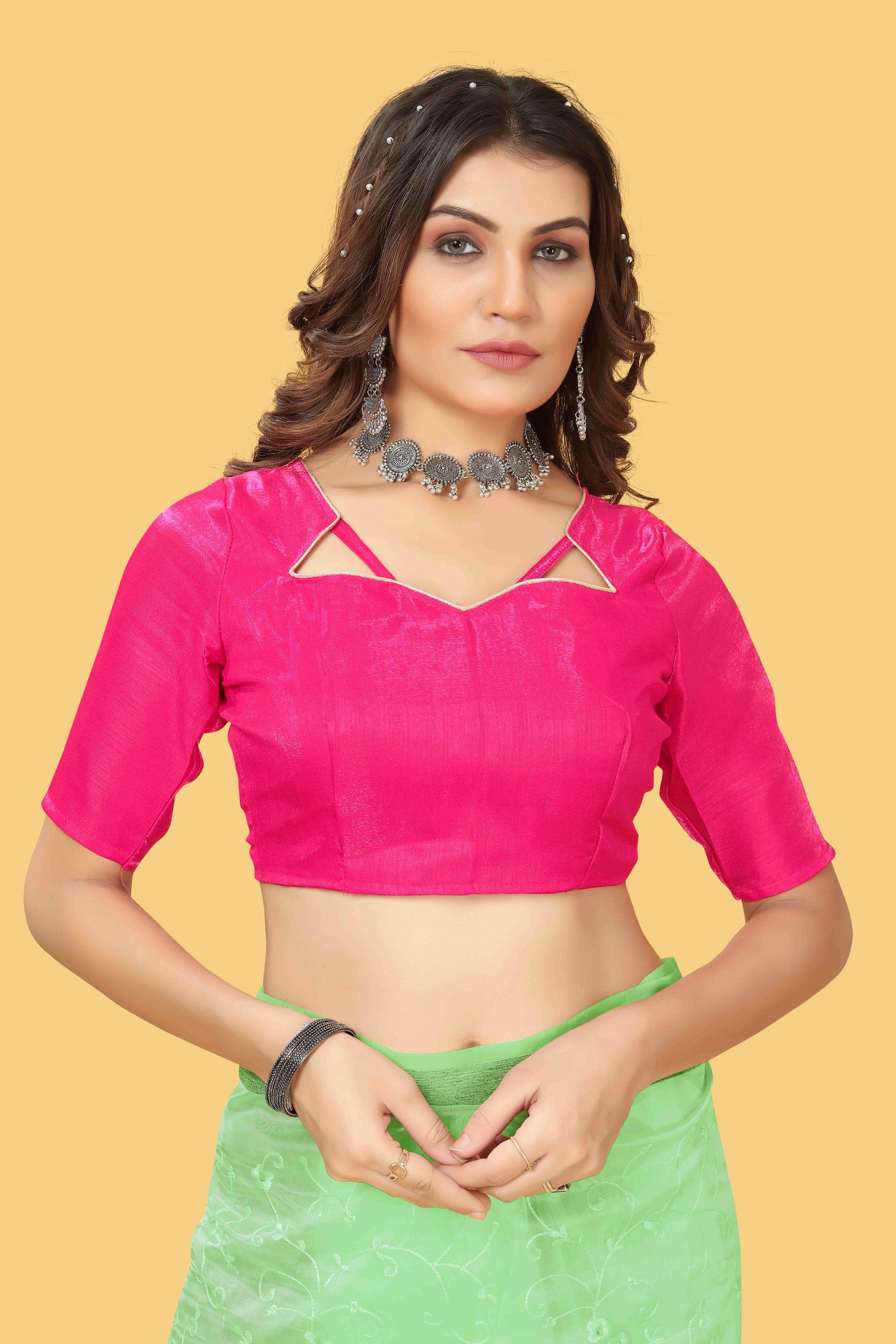 Green Woven Patta Organza Silk Saree With Embroidery And Stone Work