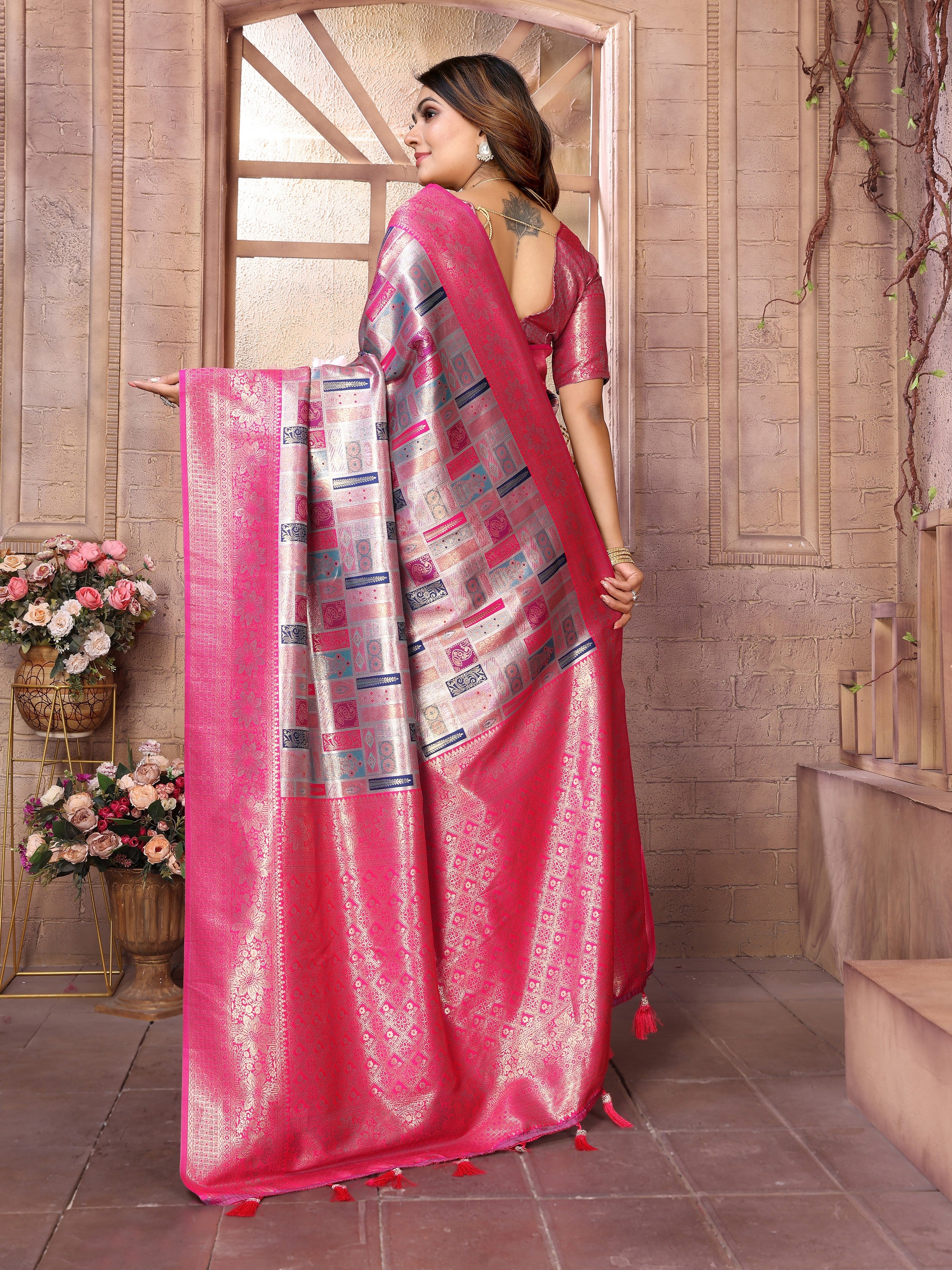 Grey Banarasi Chaturi Silk Ethnic Saree With Chaturi Woven Designer Work