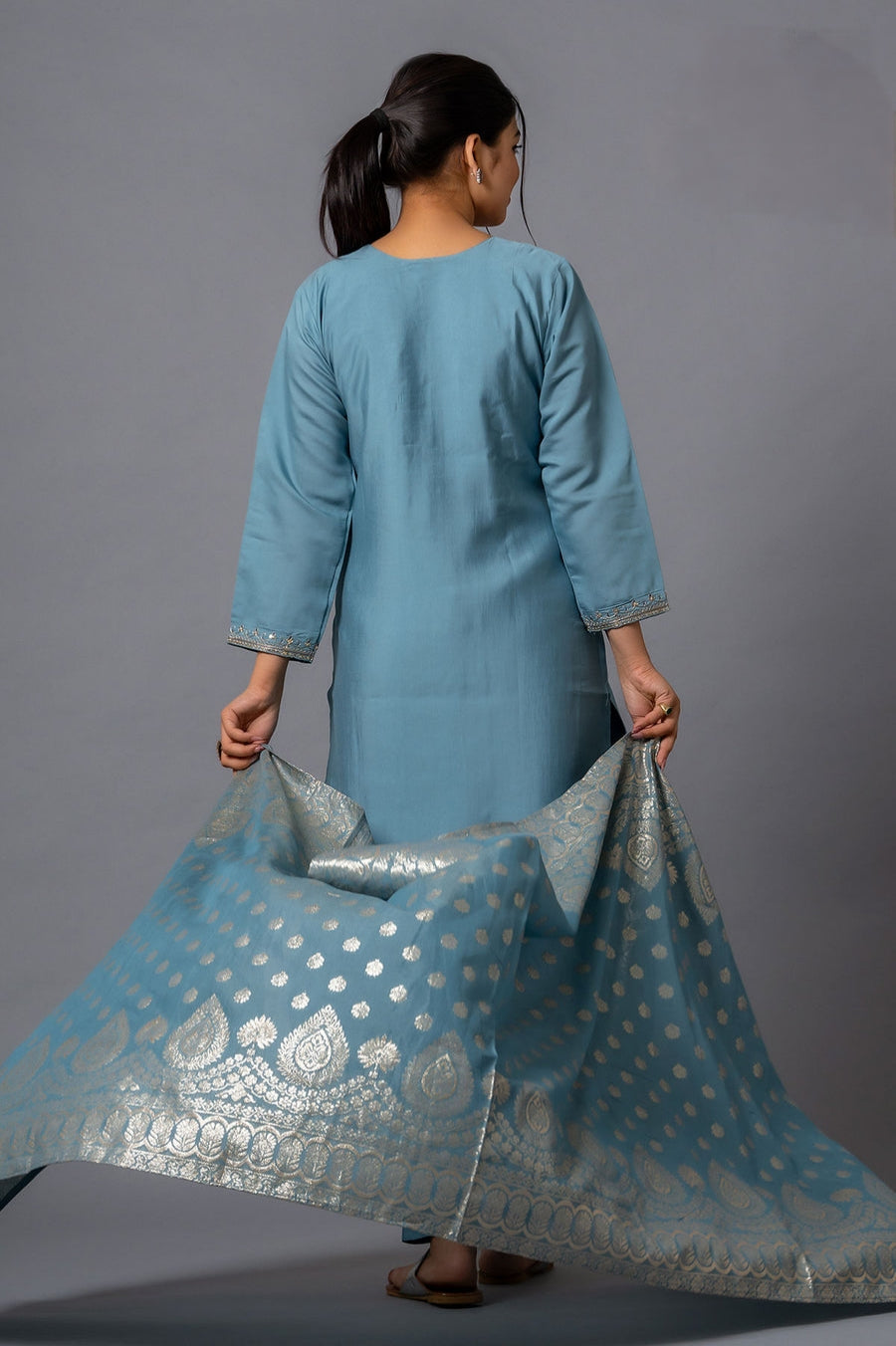 Grey Chanderi Viscose Kurta Pant Set With Embroidery Work