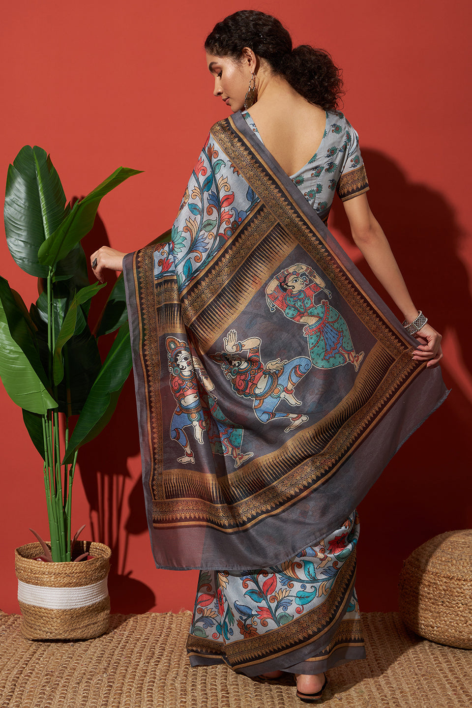 Grey Cotton Silk Designer Digital Printed Ethnic Ceremonial Saree