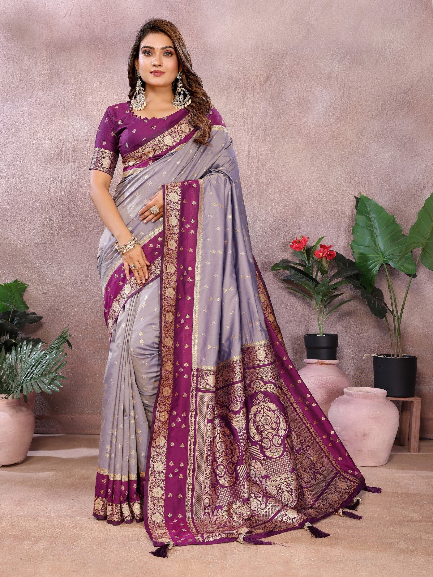 Grey Kalamkari Silk Saree With Zari Woven