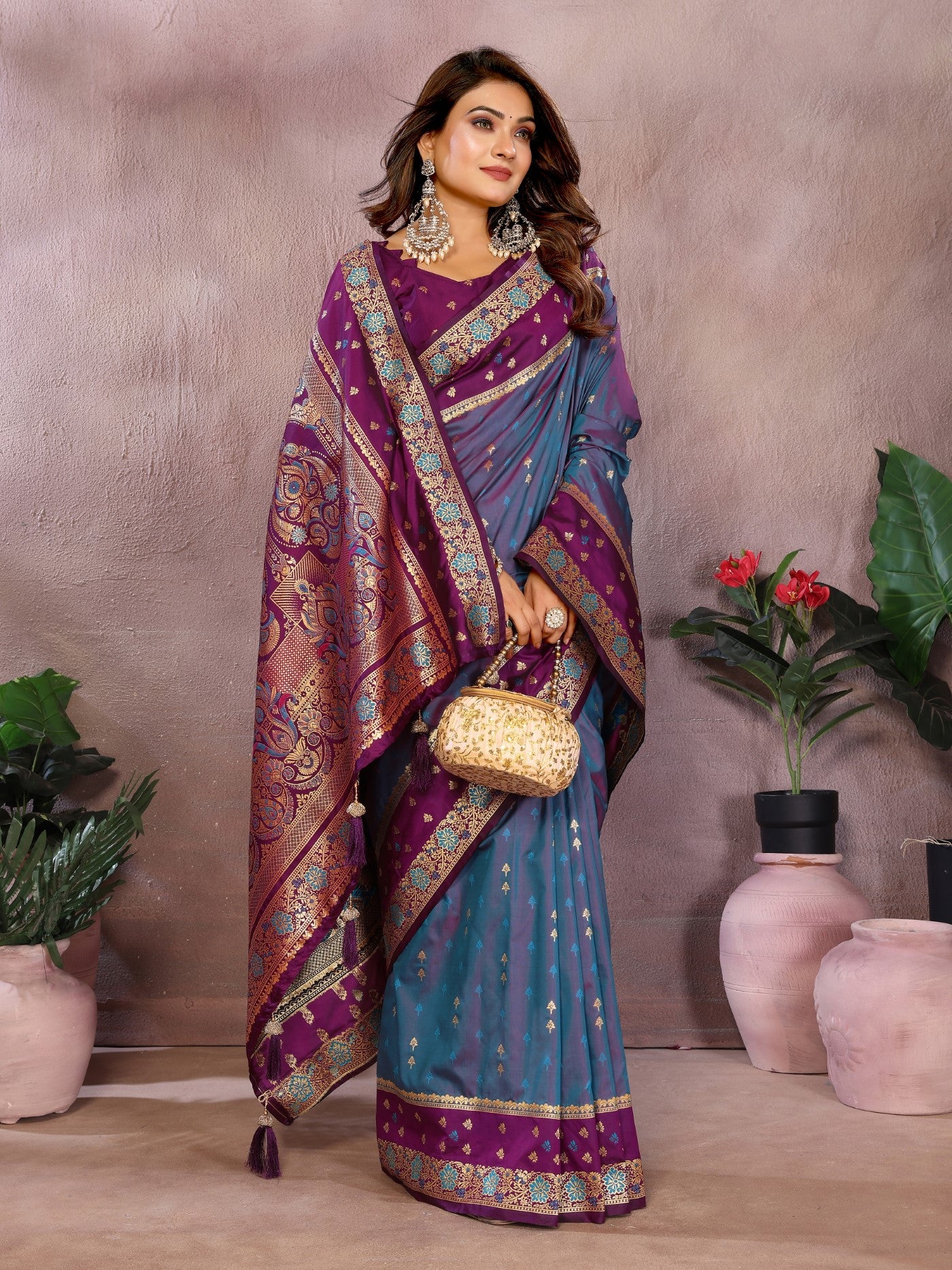 Grey Kalamkari Silk Saree With Zari Woven