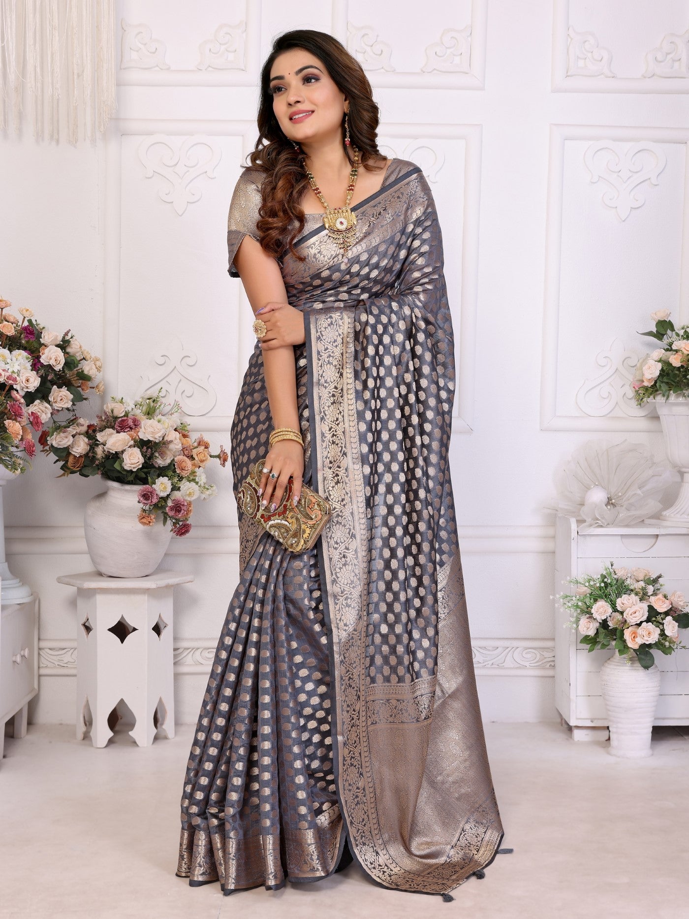 Grey Organza Silk Saree With Classic Weaving