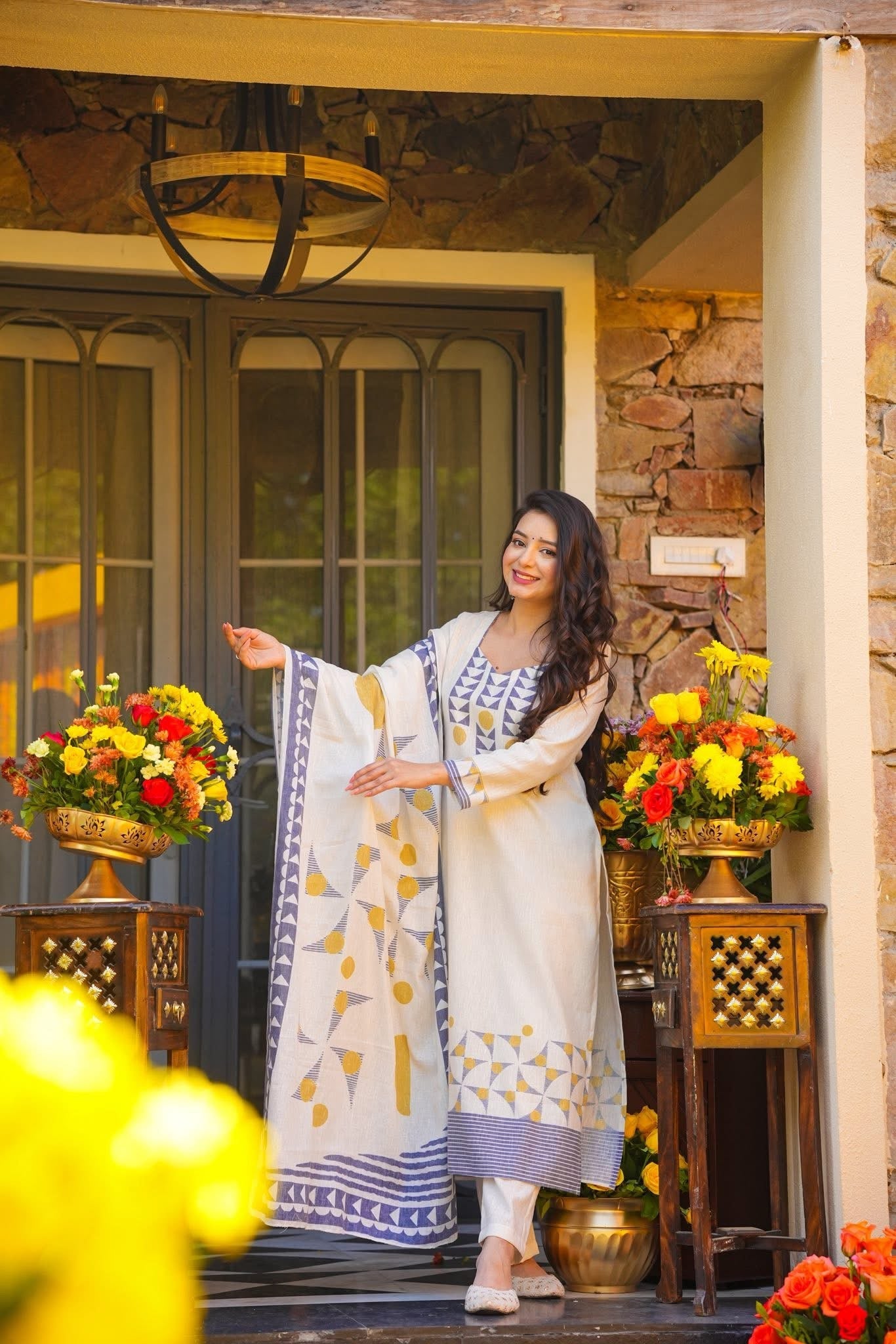 Ivory Muslin Kurta Pant Set Printed