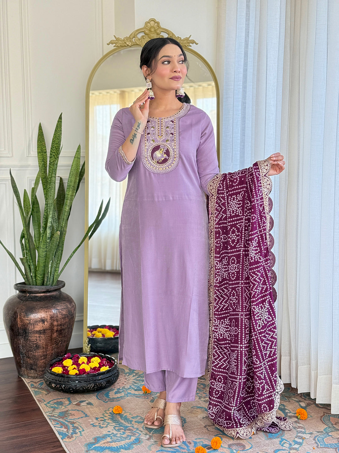 Lavender Bsy Viscose Elegant Kurta Pant Set With Embroidery Work
