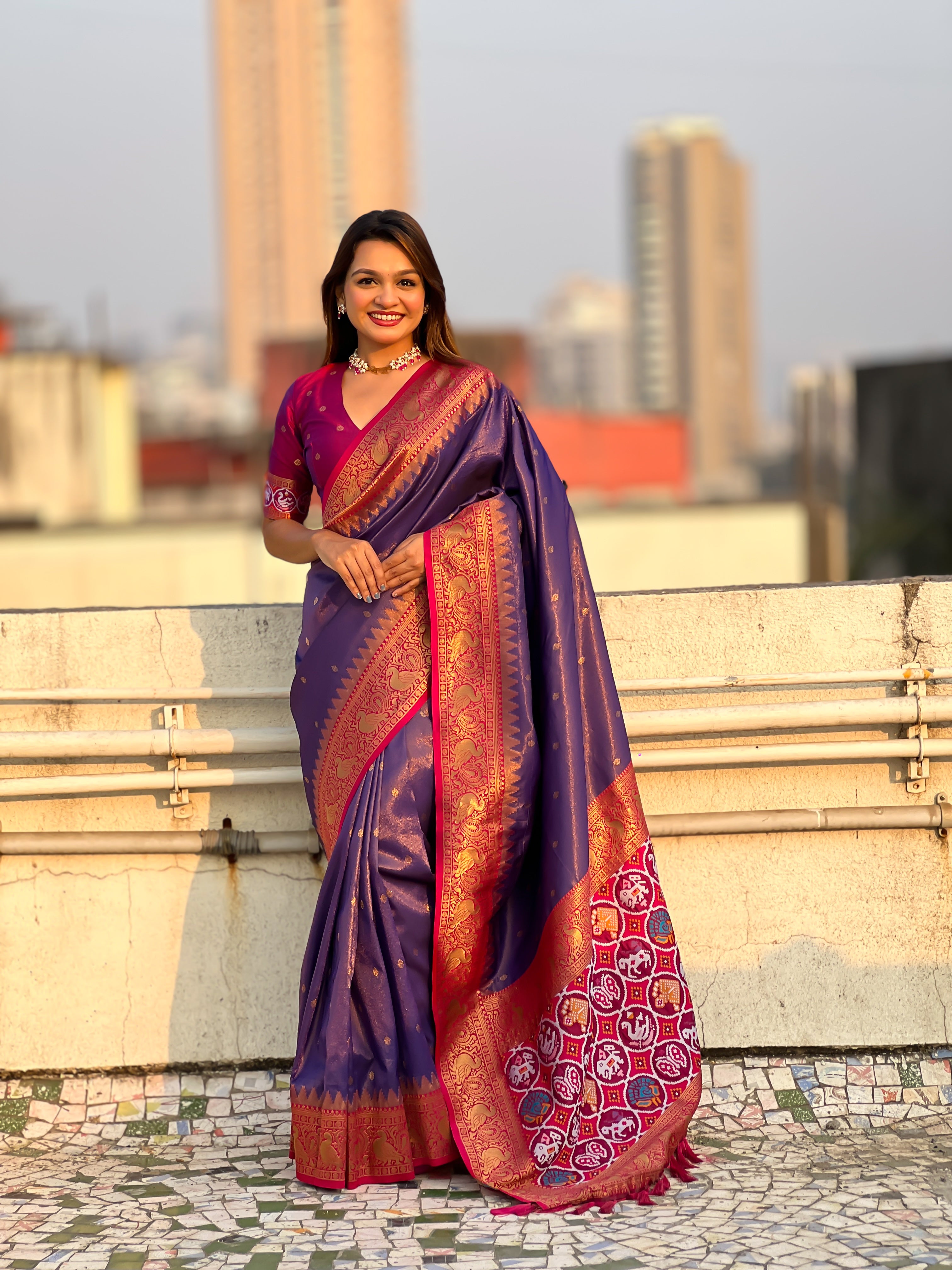 Lavender Jari Tissue Woven Meenakari Pallu Designer Heavy Ethnic Saree
